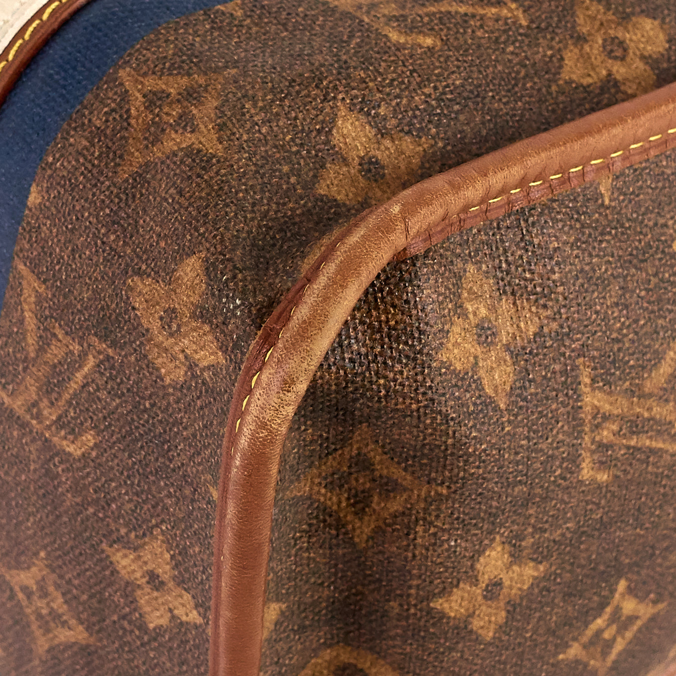 Louis Vuitto Rayures Tisse GM Monogram Canvas Bag