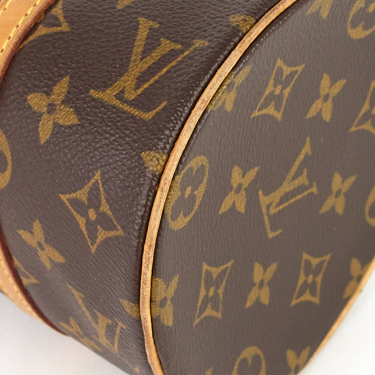 Louis Vuitto Papillon 26 Monogram Canvas Bag