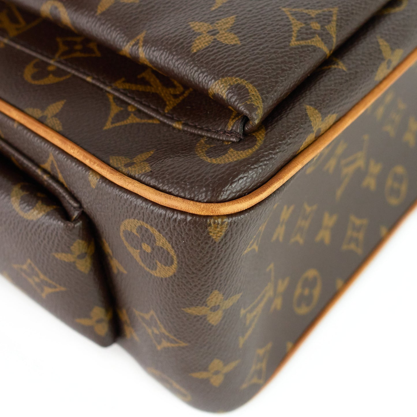 Louis Vuitto Multipli Cite Monogram Canvas Bag