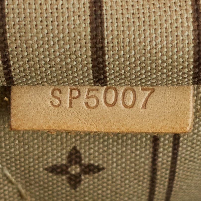 Louis Vuitto Neverfull MM Monogram Canvas Bag