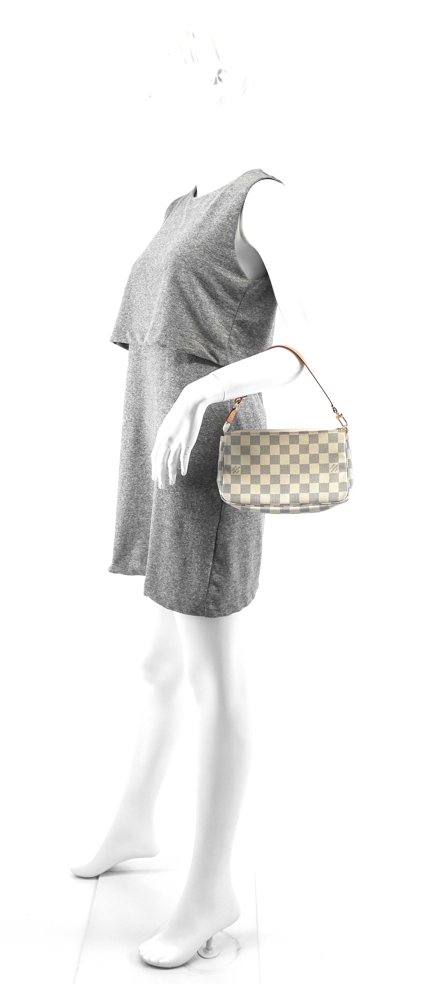 Louis Vuitto Pochette Accessoires Damier Azur Canvas Bag