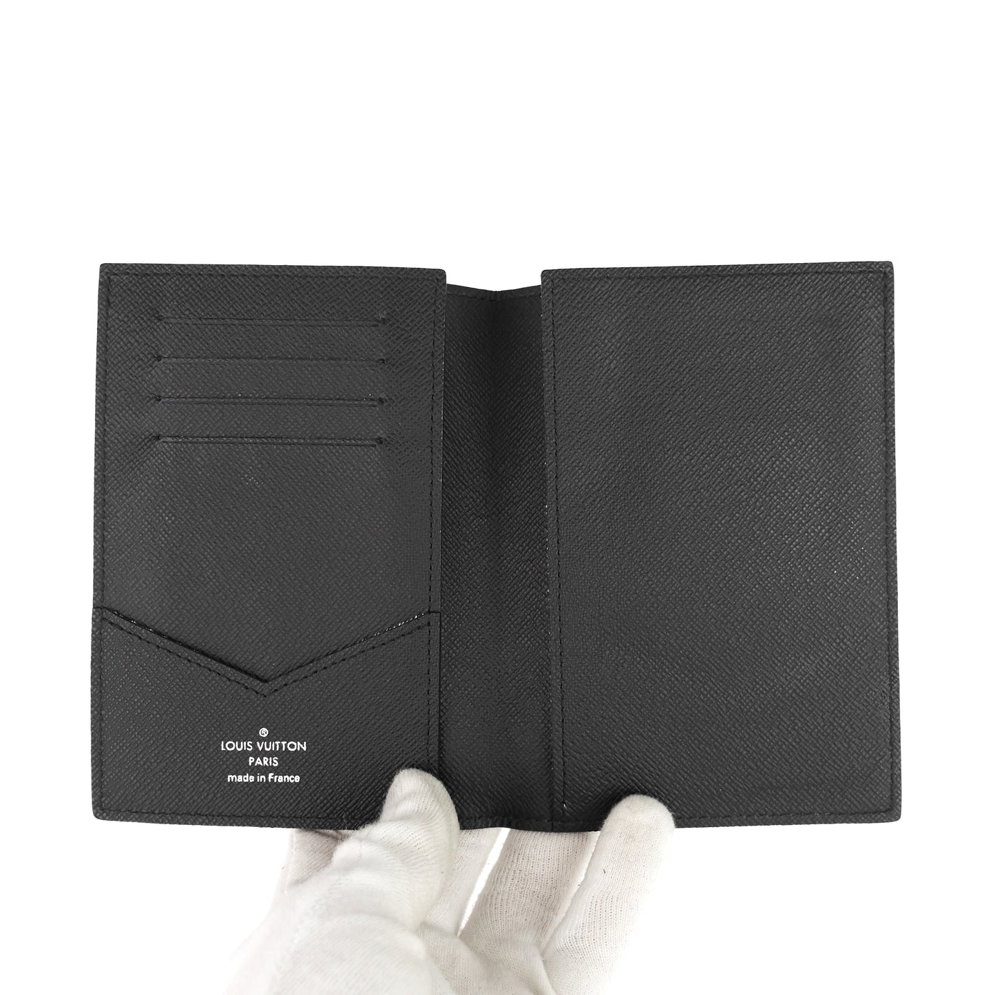 Louis Vuitto Passport Damier Graphite Canvas Cover