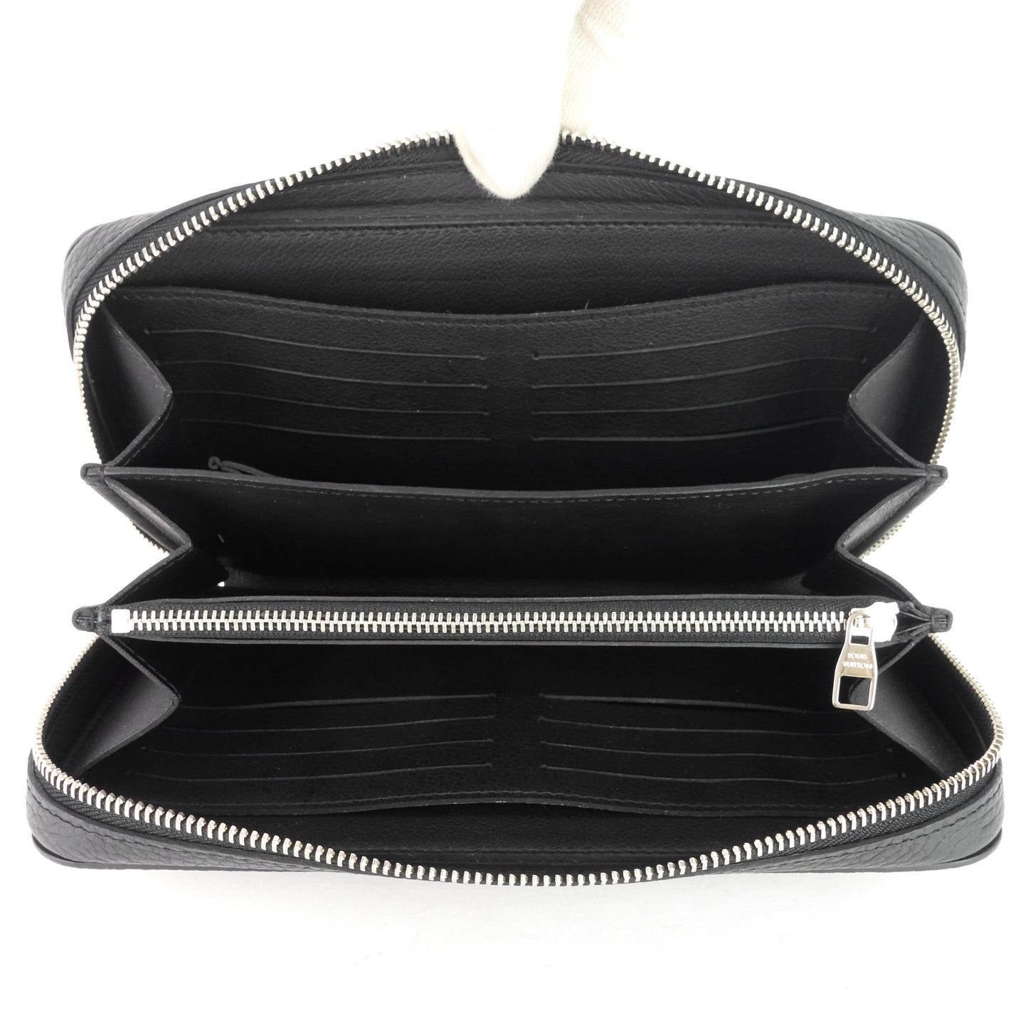 Louis Vuitto Zippy XL Taurillon Leather Organizer