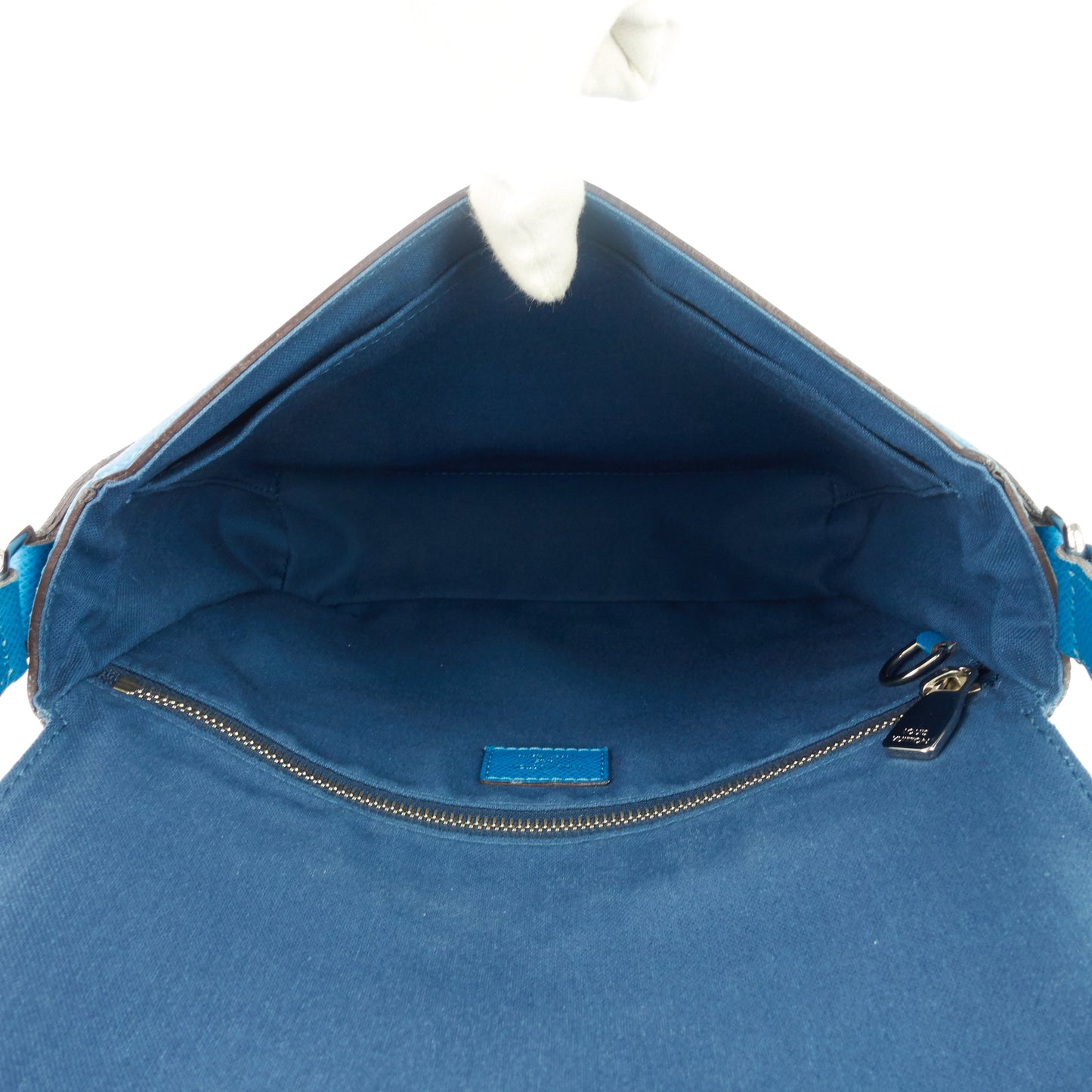 Louis Vuitto Roman PM Taiga Leather Messenger Bag