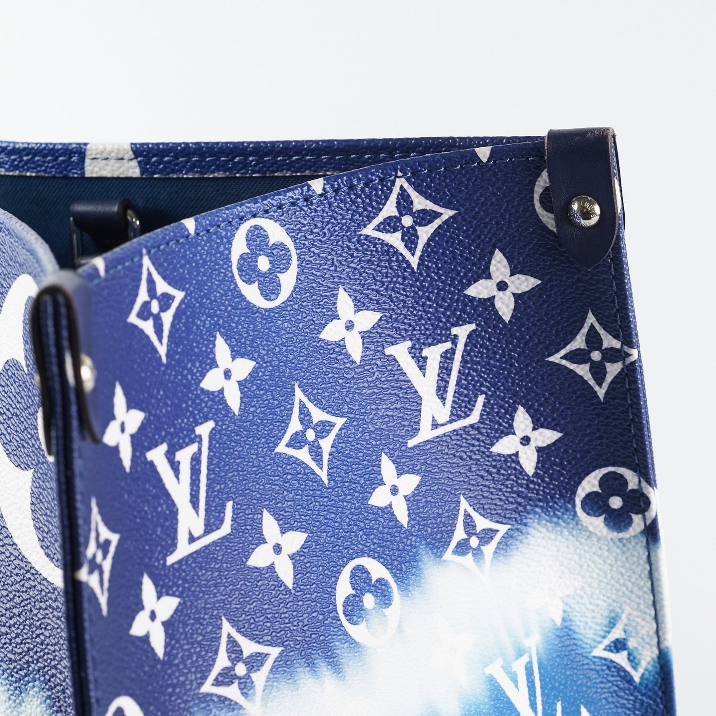Louis Vuitton On The Go GM Escale Giant Blue Monogram
