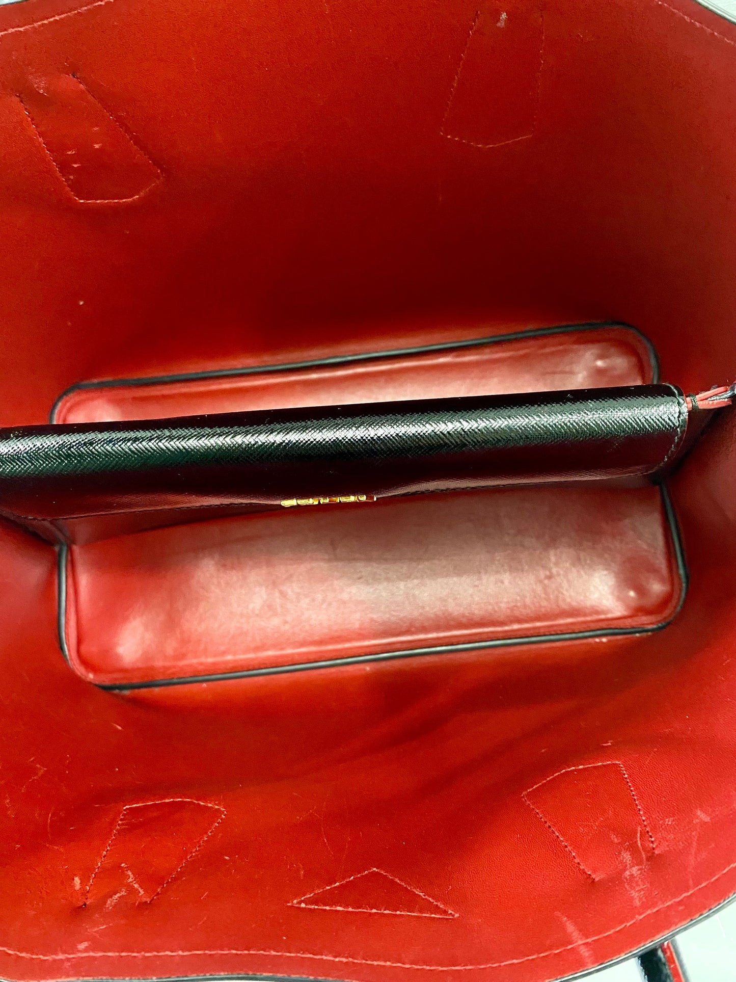 PRADA SHINY SAFFIANO VERNICE LEATHER DOUBLE HANDLE TOTE BAG