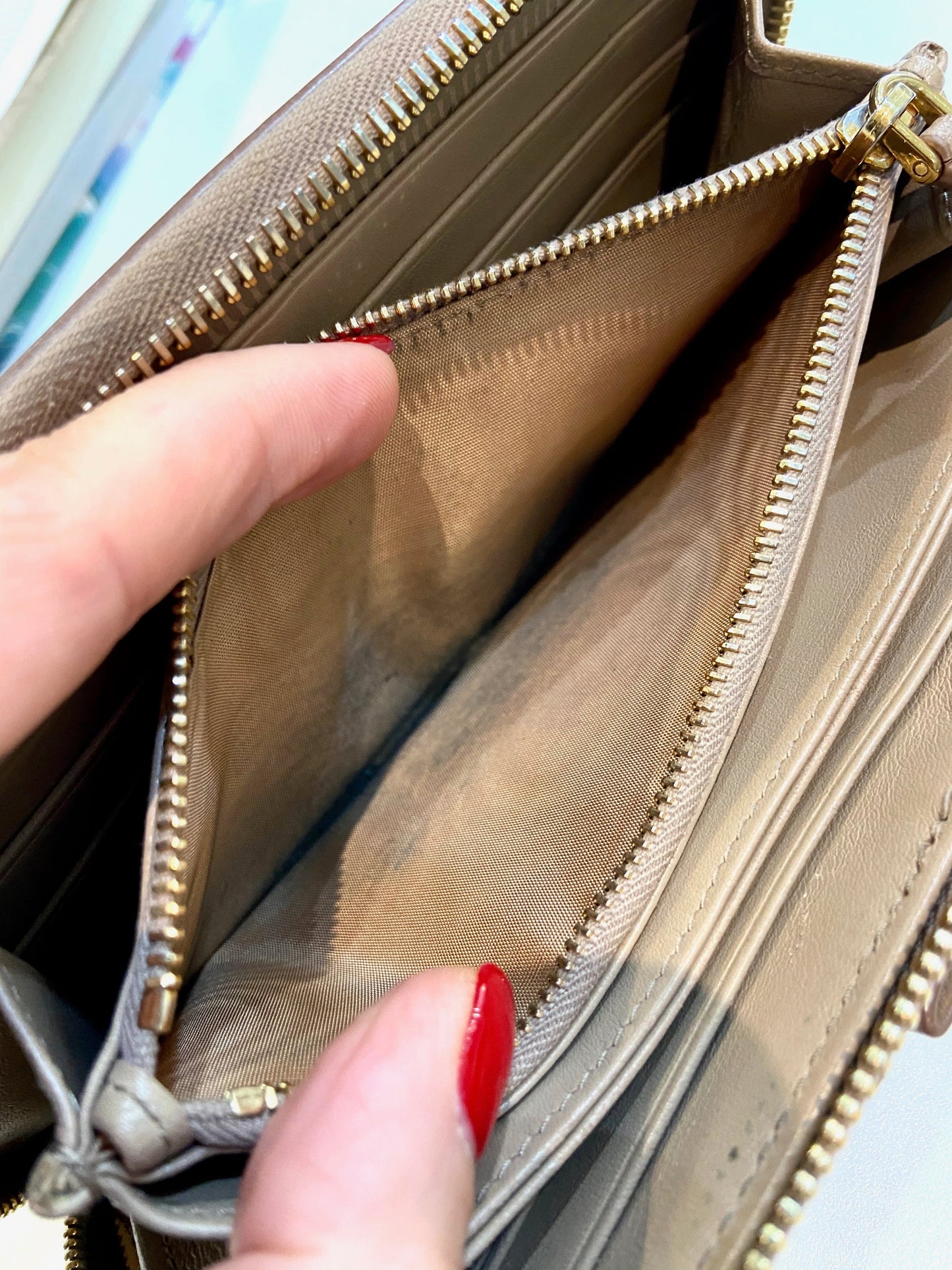 PRADA VITELLO MOVE LEATHER CONTINENTAL WALLET
