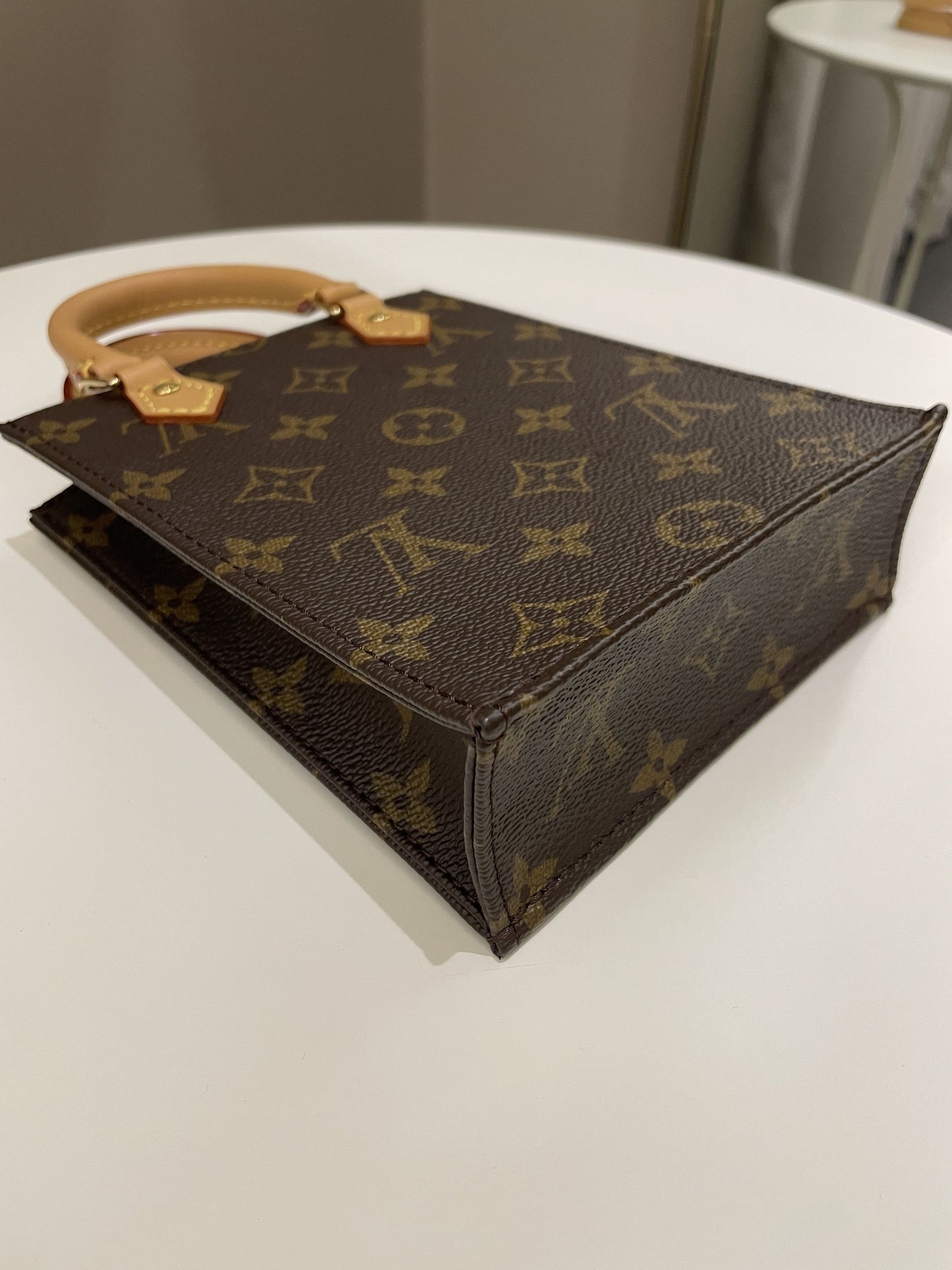 Louis Vuitton Petite Sac Plat Classic Monogram