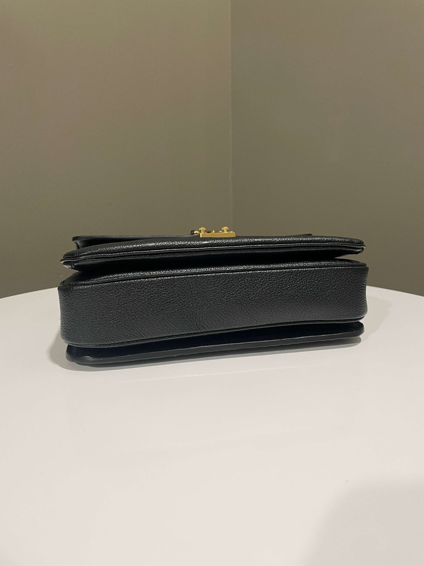 Louis Vuitton Pochette Metis Black Empreinte