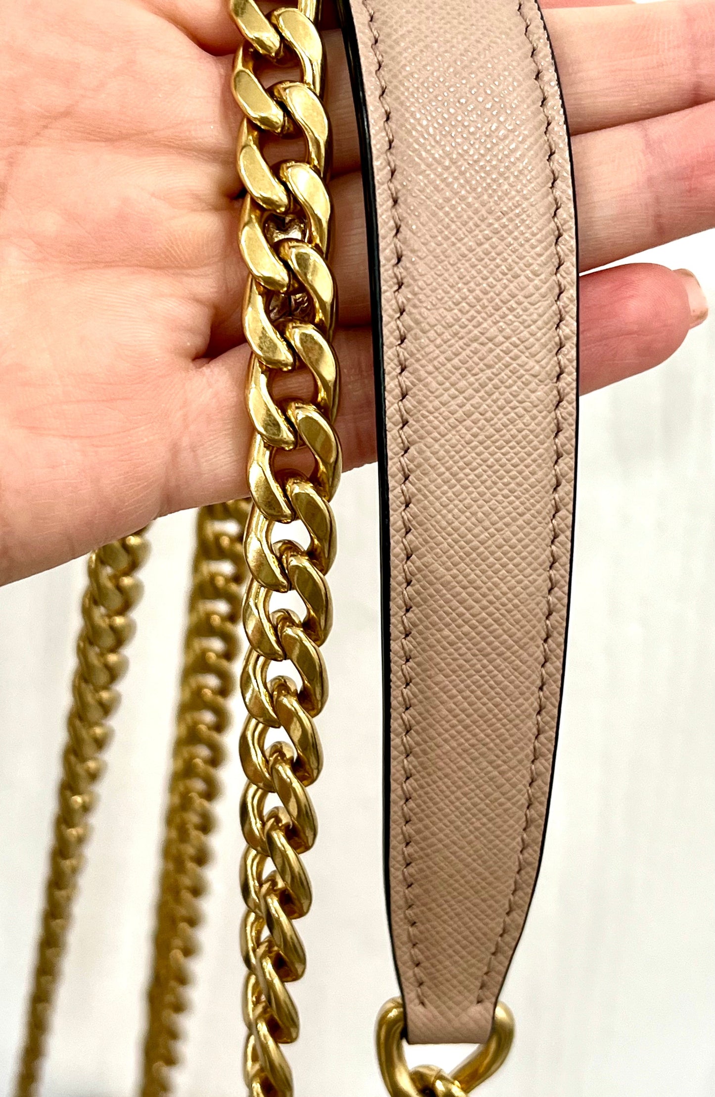 PRADA PATTINA NUDE SAFFIANO LEATHER SHOULDER BAG