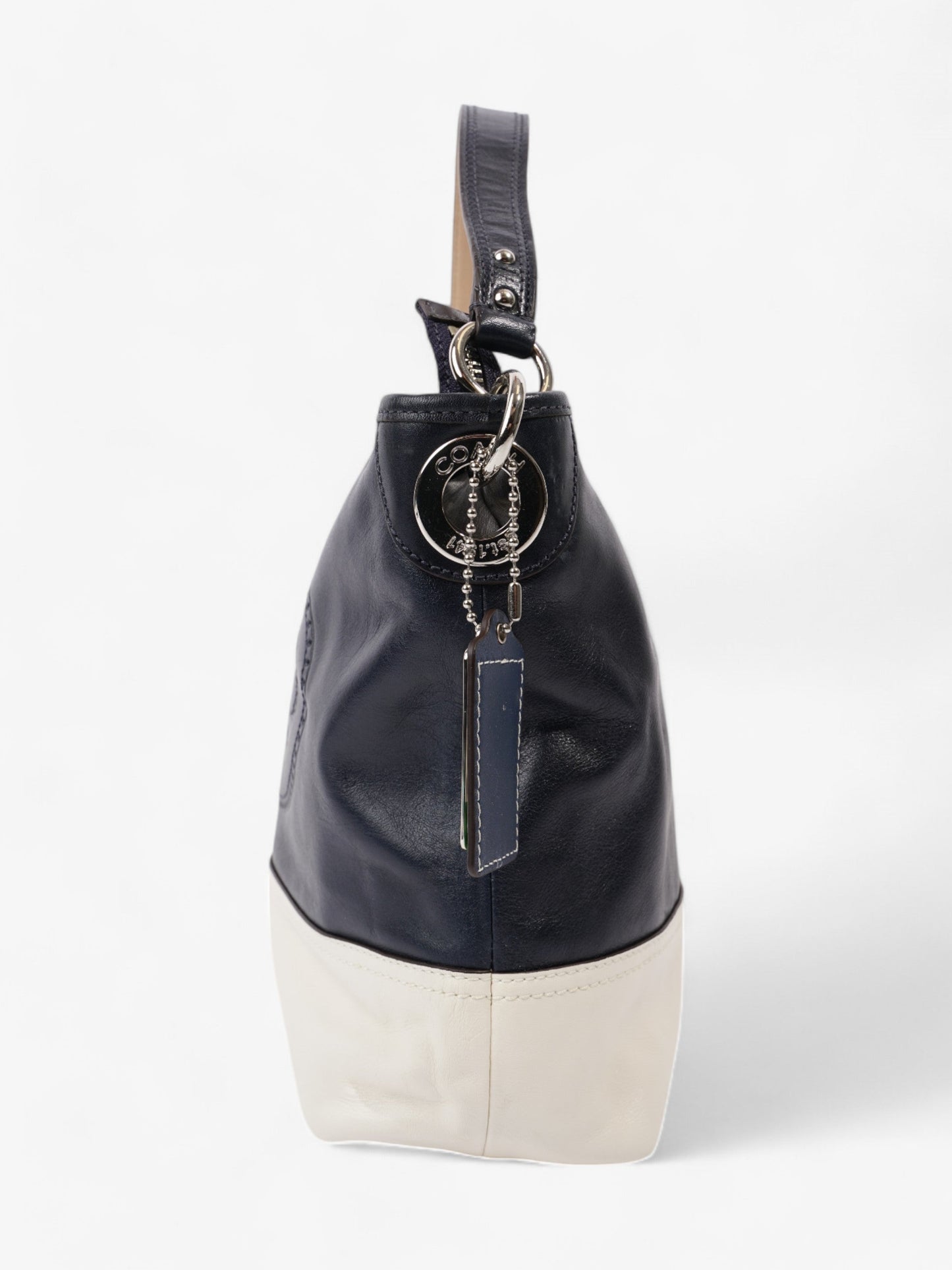 Coach 19393 Hamptons Navy Blue / Cream Leather