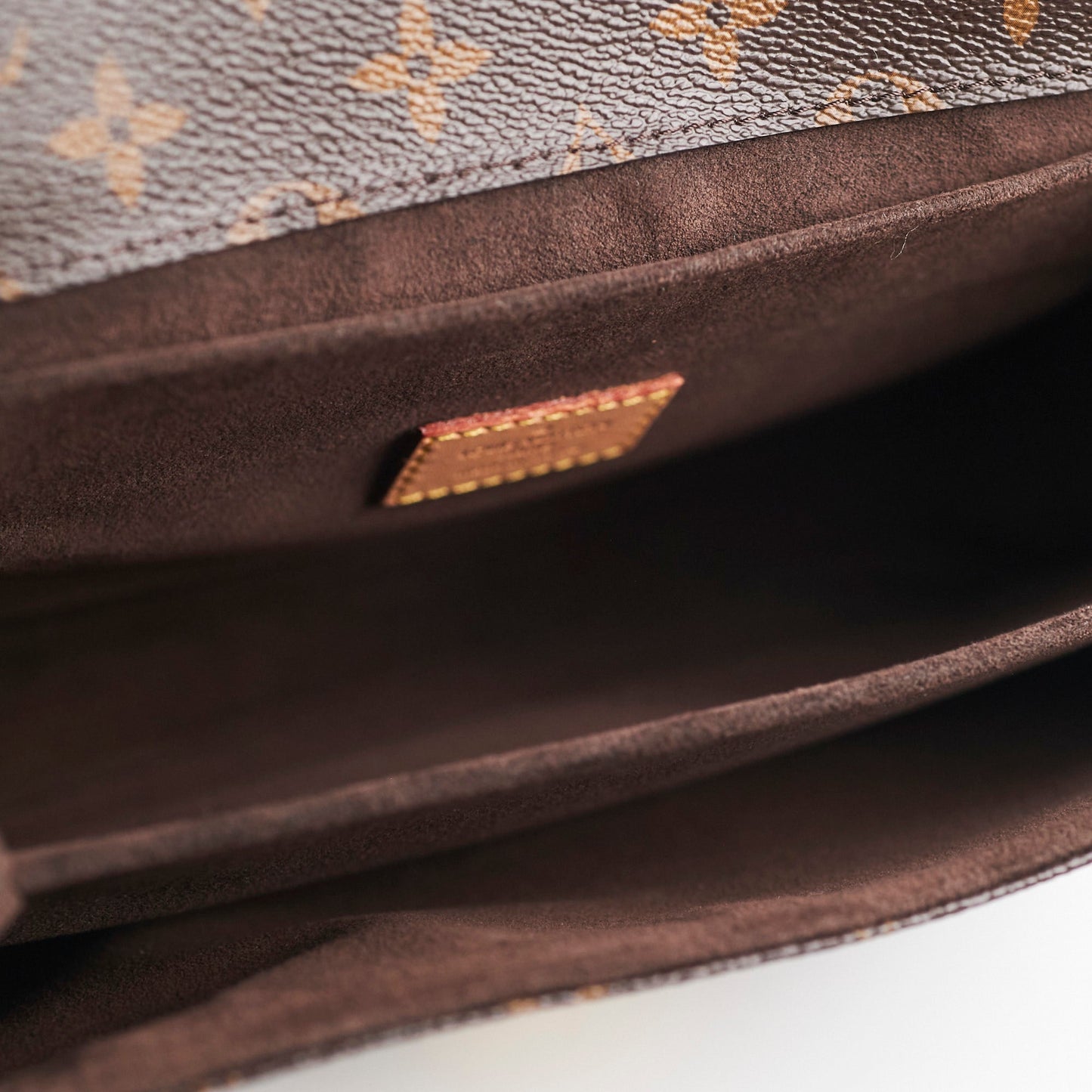 Louis Vuitton Pochette Metis Monogram