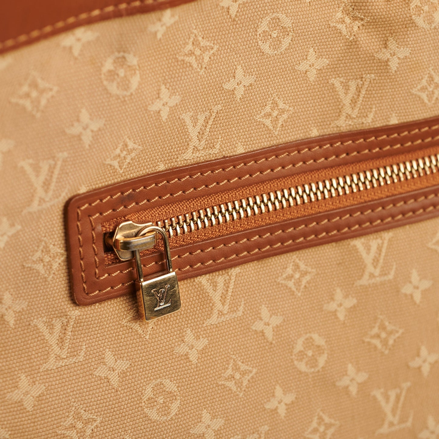 Louis Vuitton Mini Lin Lucille Beige