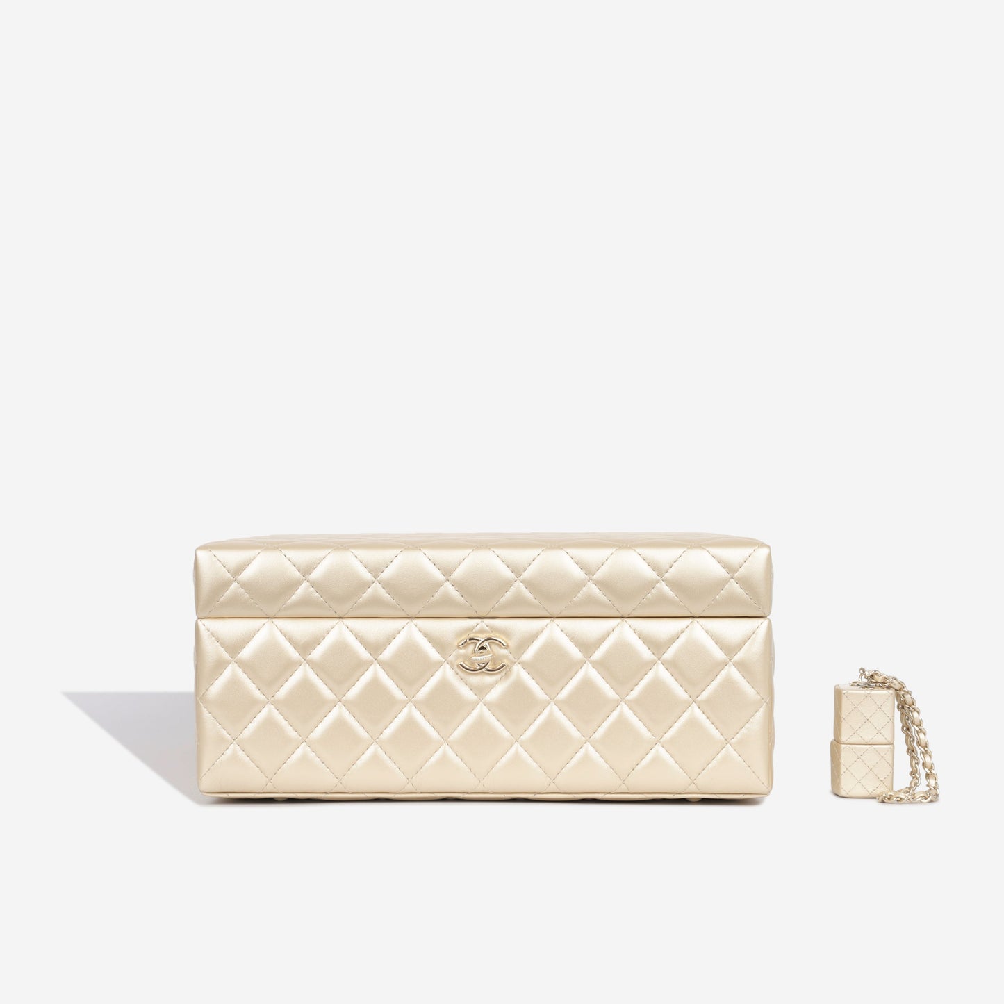 Chanel MÃ©tiers dâ€™Art Trunk
