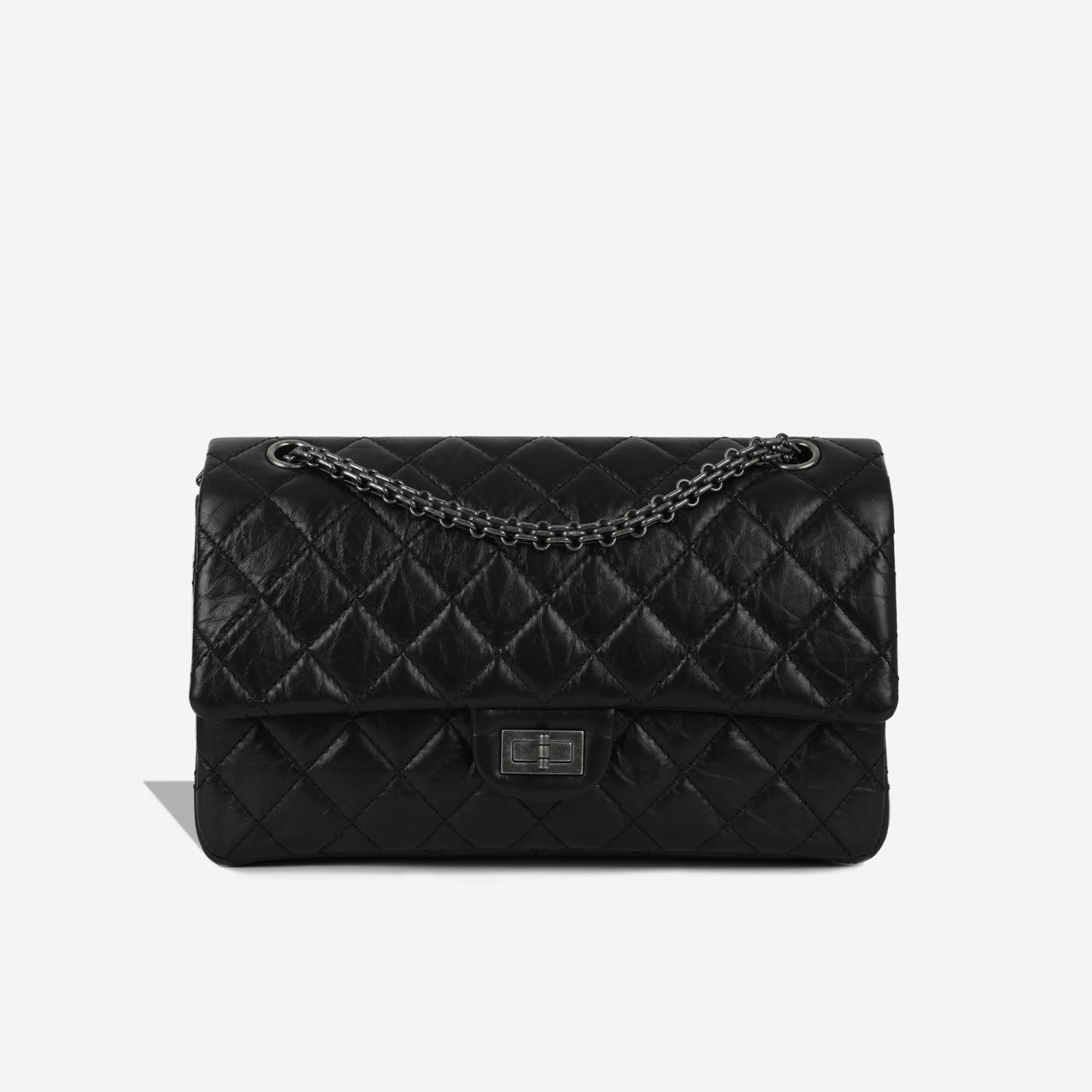 Chanel 2.55 Reissue 226