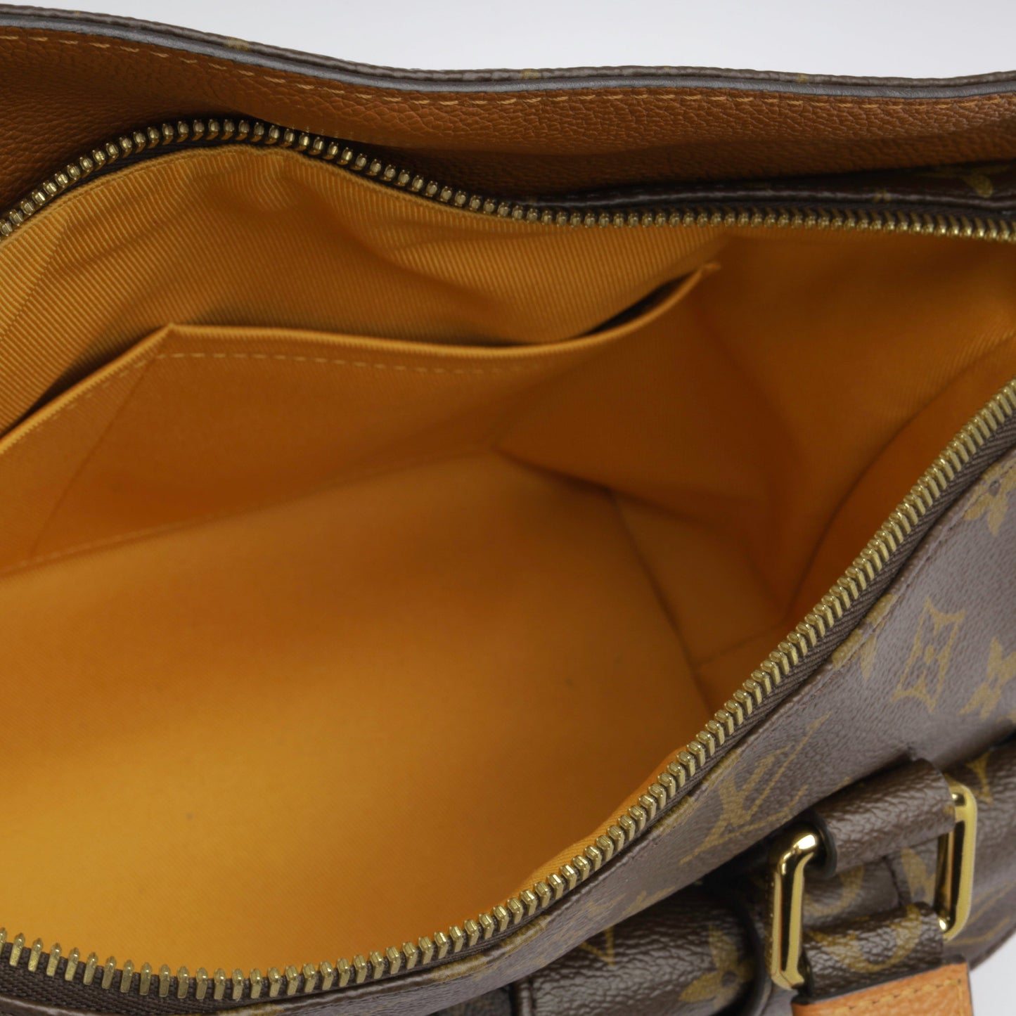 Louis Vuitton Manhattan Bag