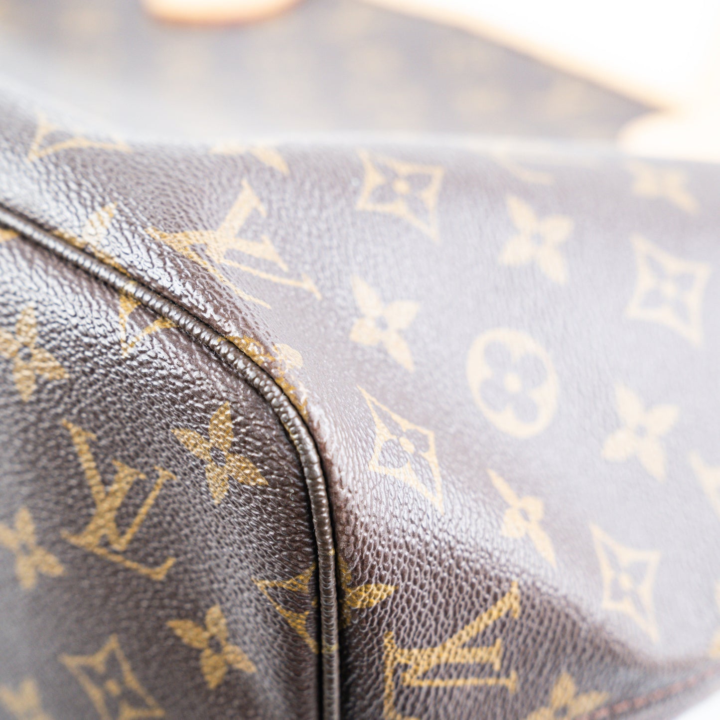 Louis Vuitton Neverfull MM Monogram