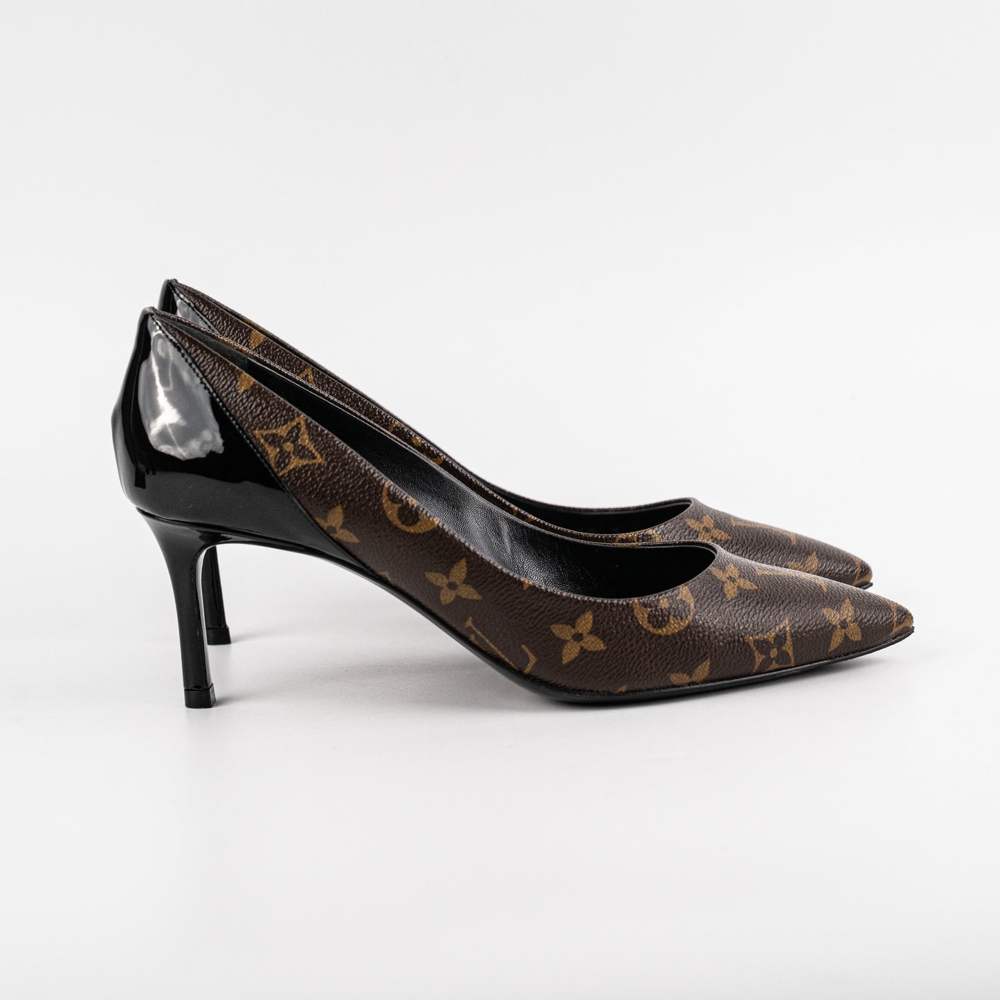 Louis Vuitton Monogram Pumps