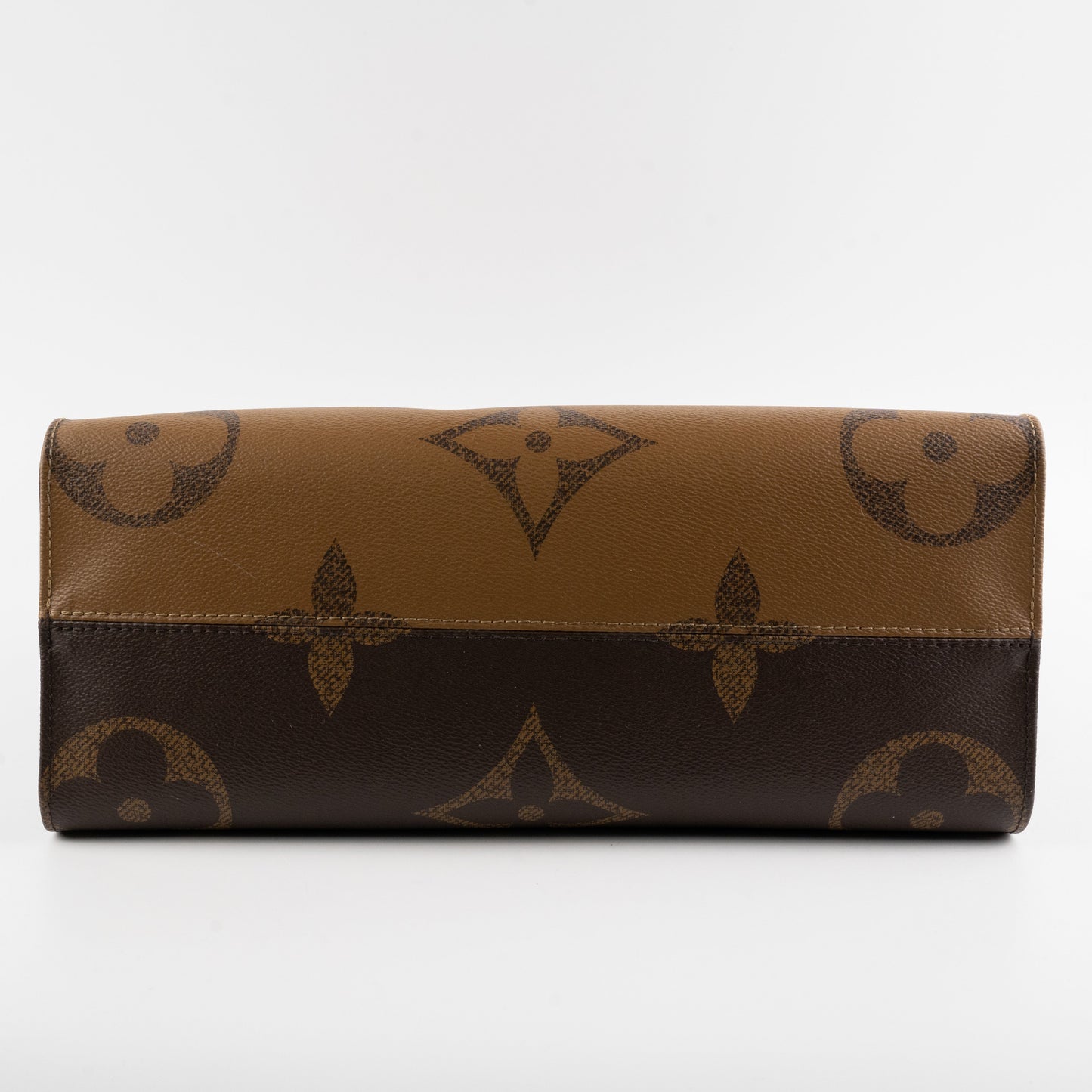 Louis Vuitton On the Go MM Reverse Monogram