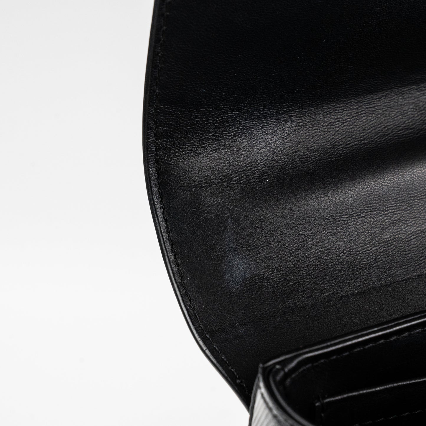 Louis Vuitton Twist MM Black