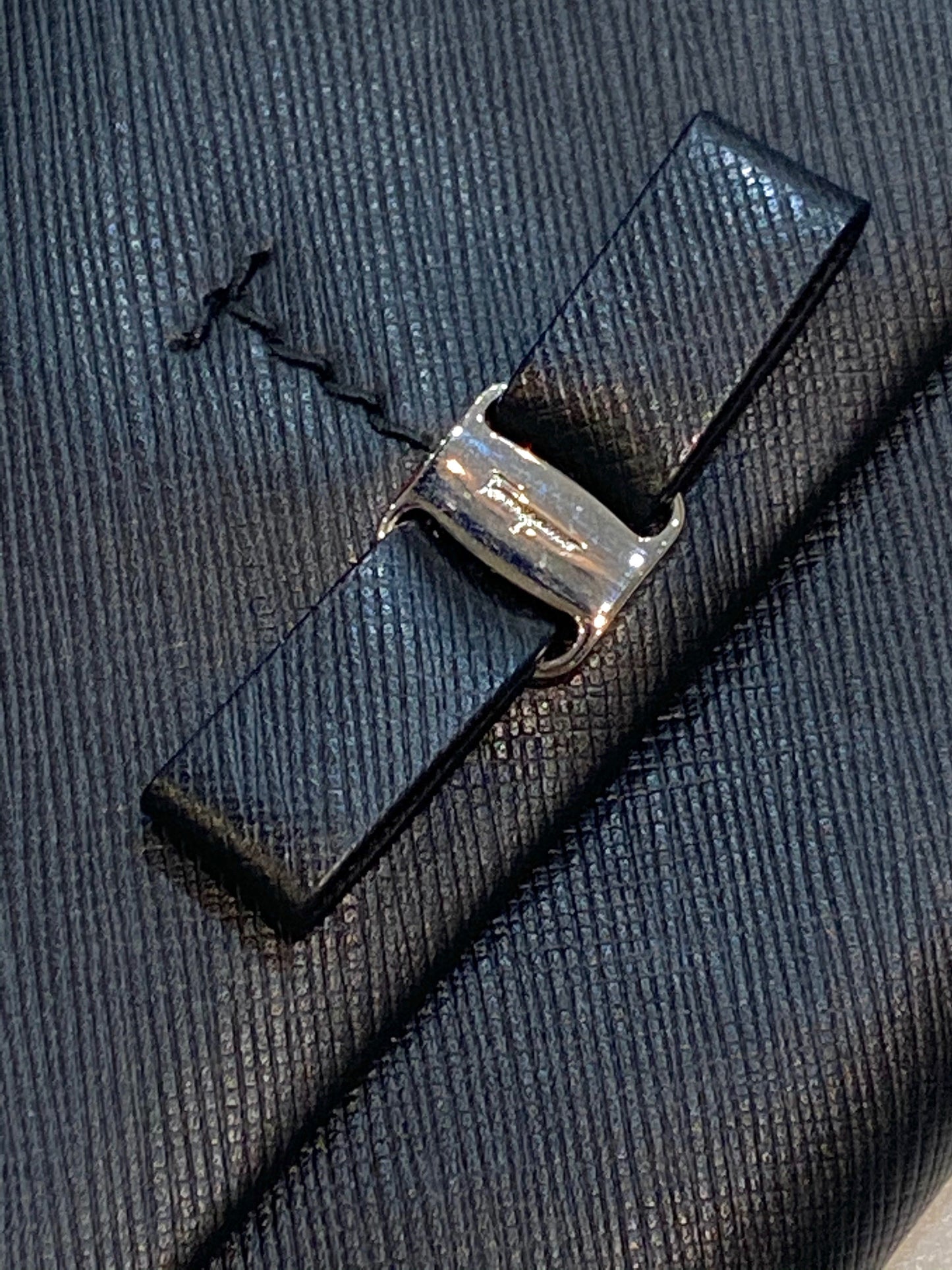 SALVATORE FERRAGAMO VARA BOW SAFFIANO LEATHER CONTINENTAL WALLET