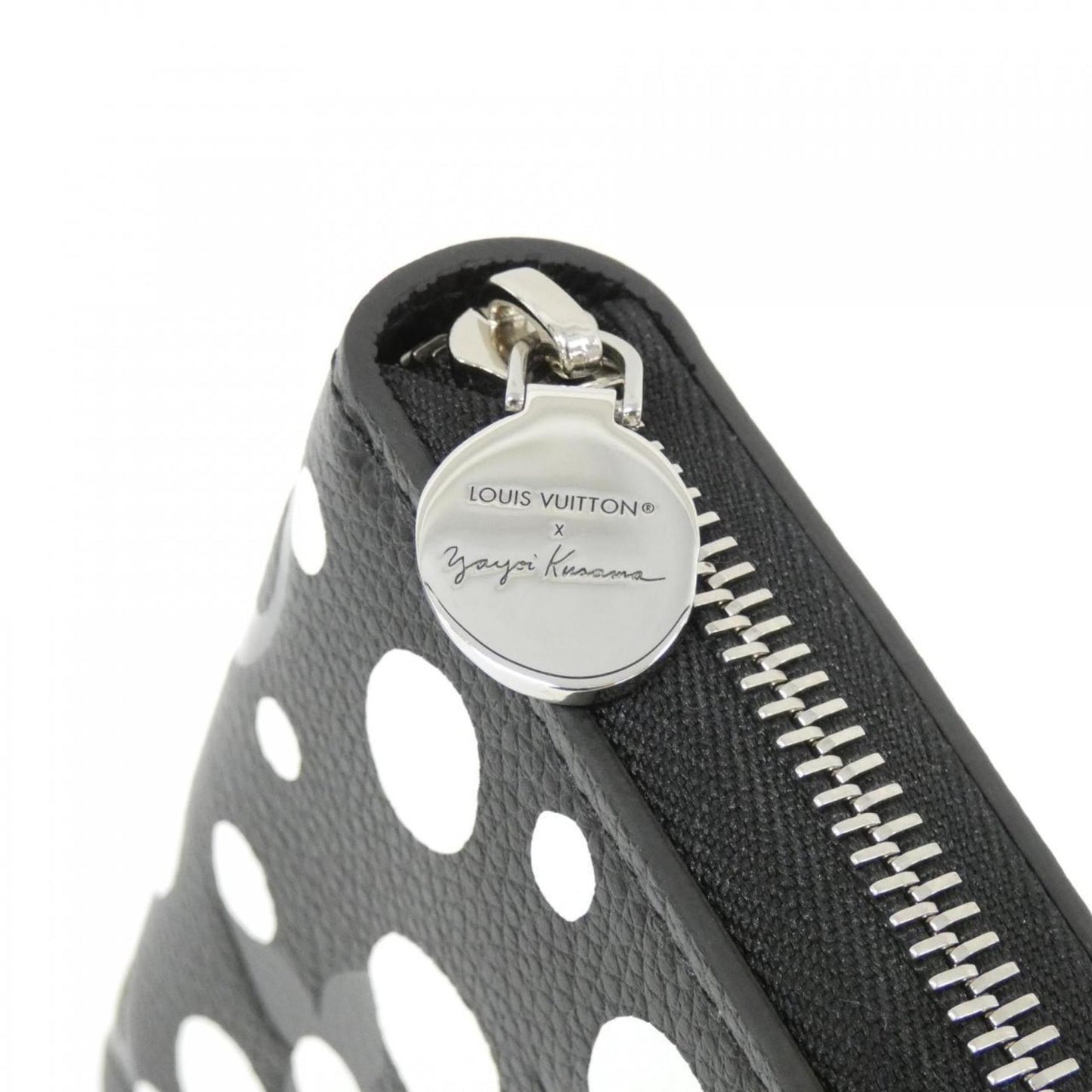 Luxury Canvas Zippy Wallet with Dust Bag