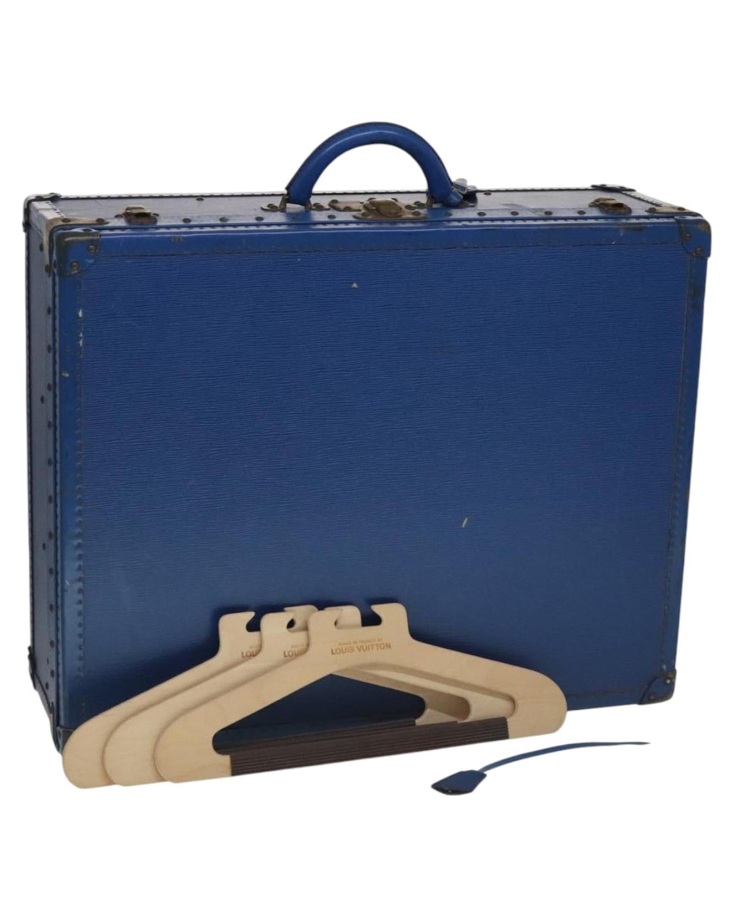 Elegant Leather Trunk with Key and Clochette