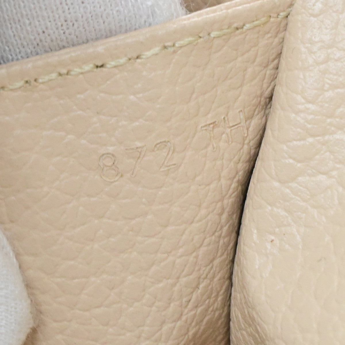 Canvas Trousse Toilette in Good Condition