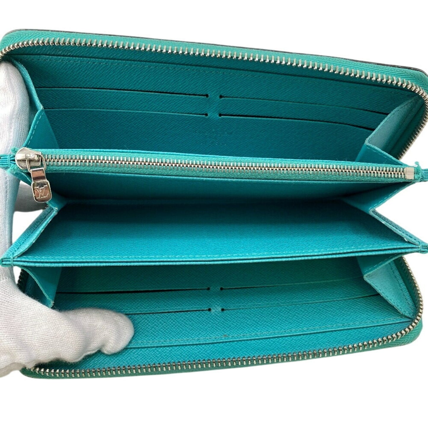 Luxury Leather Zippy Wallet with Box and Dust Bag