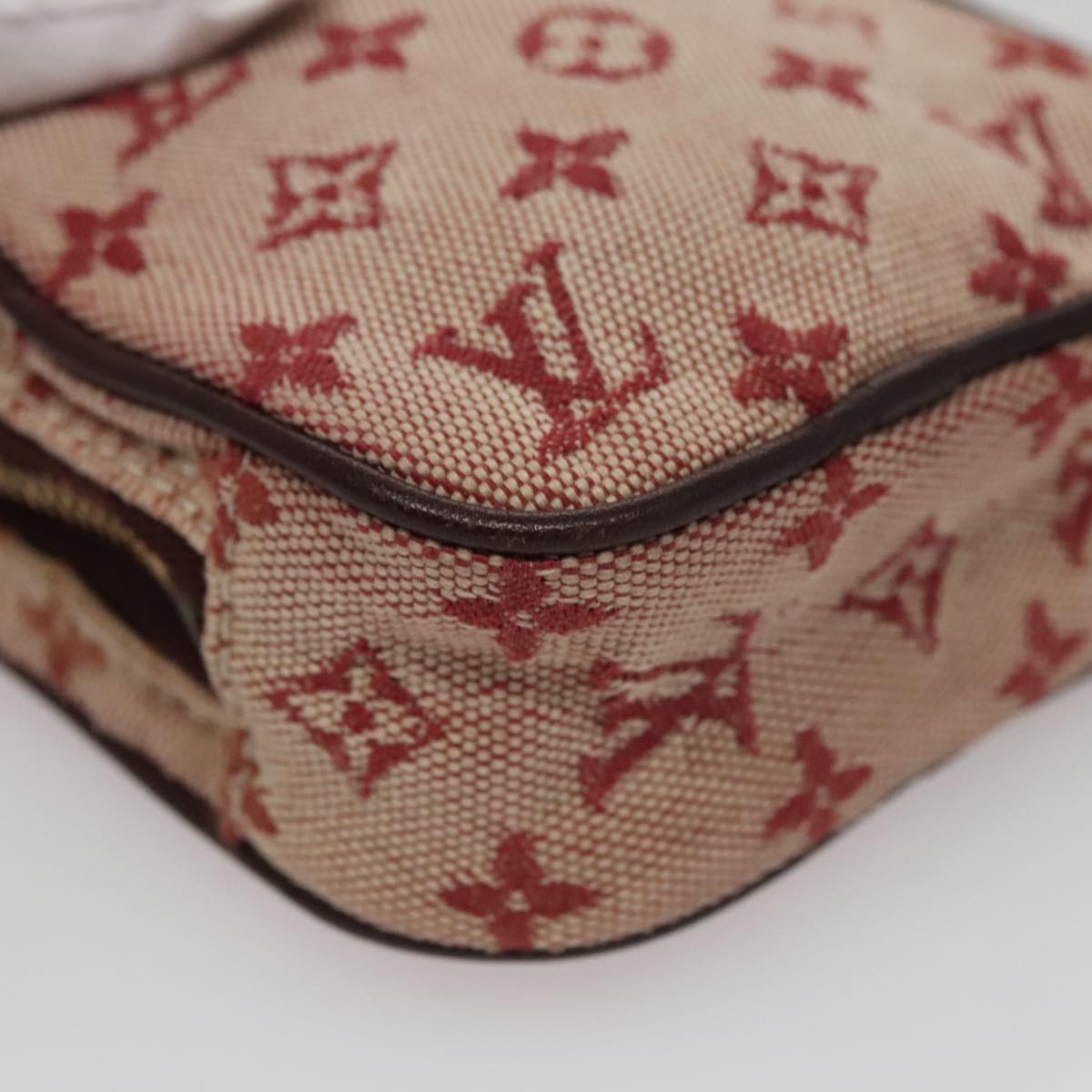 Canvas Crossbody Bag with Minor Wear and Storage Smell