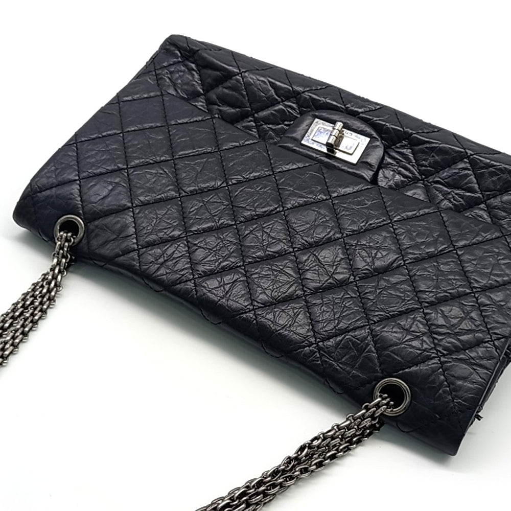 Chanel Vintage 2.55 Bag 32
