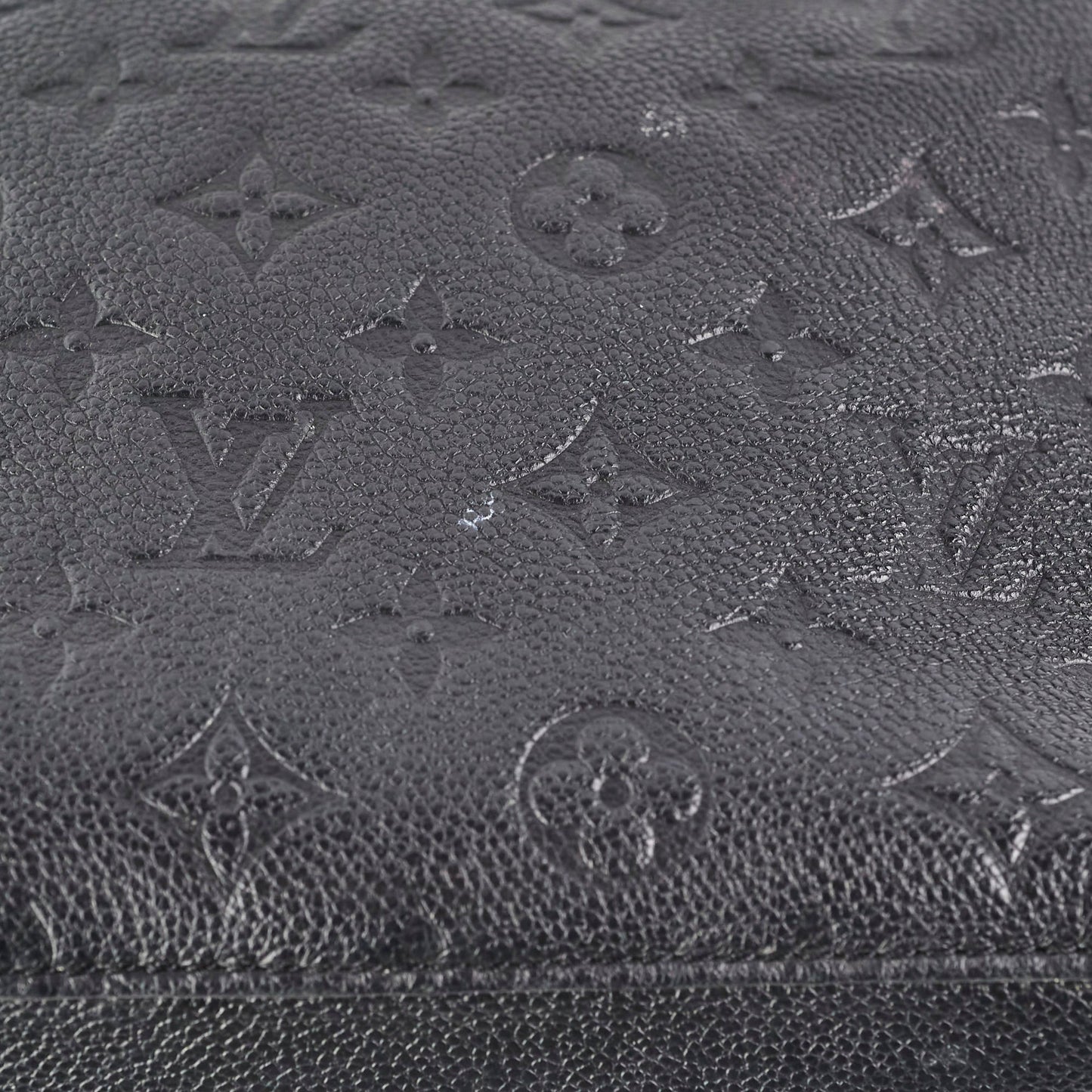 Louis Vuitton NeoNoe MM Monogram Empreinte Black