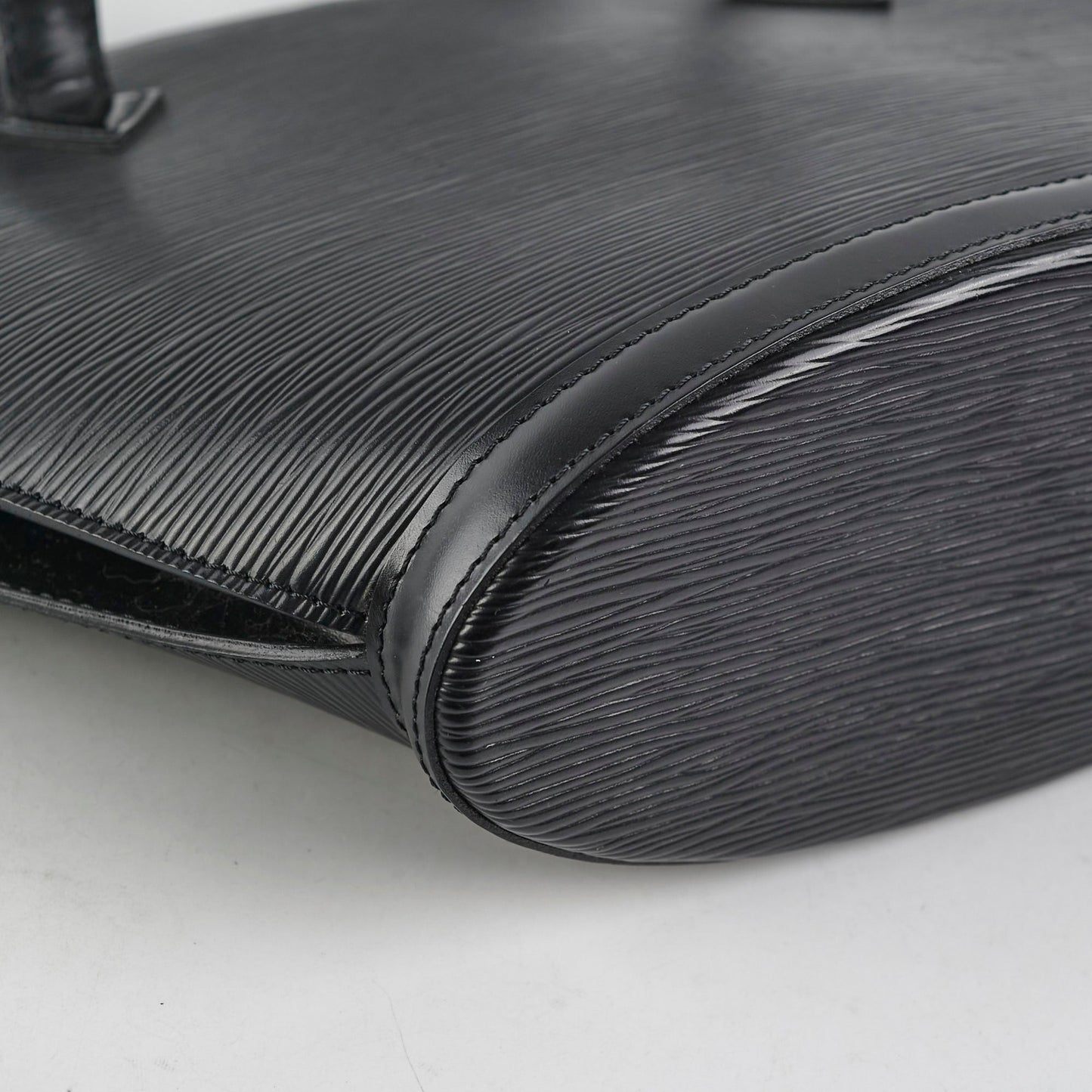 Louis Vuitton Saint Jacques PM Noir Epi