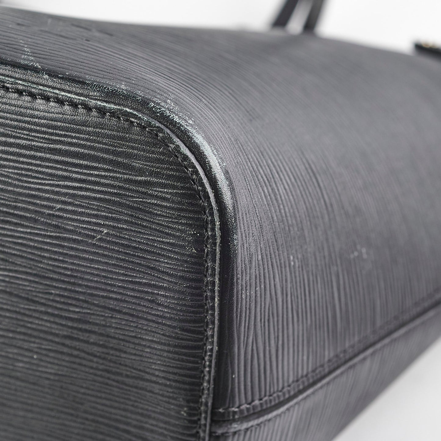 Louis Vuitton Neverfull MM Epi Black
