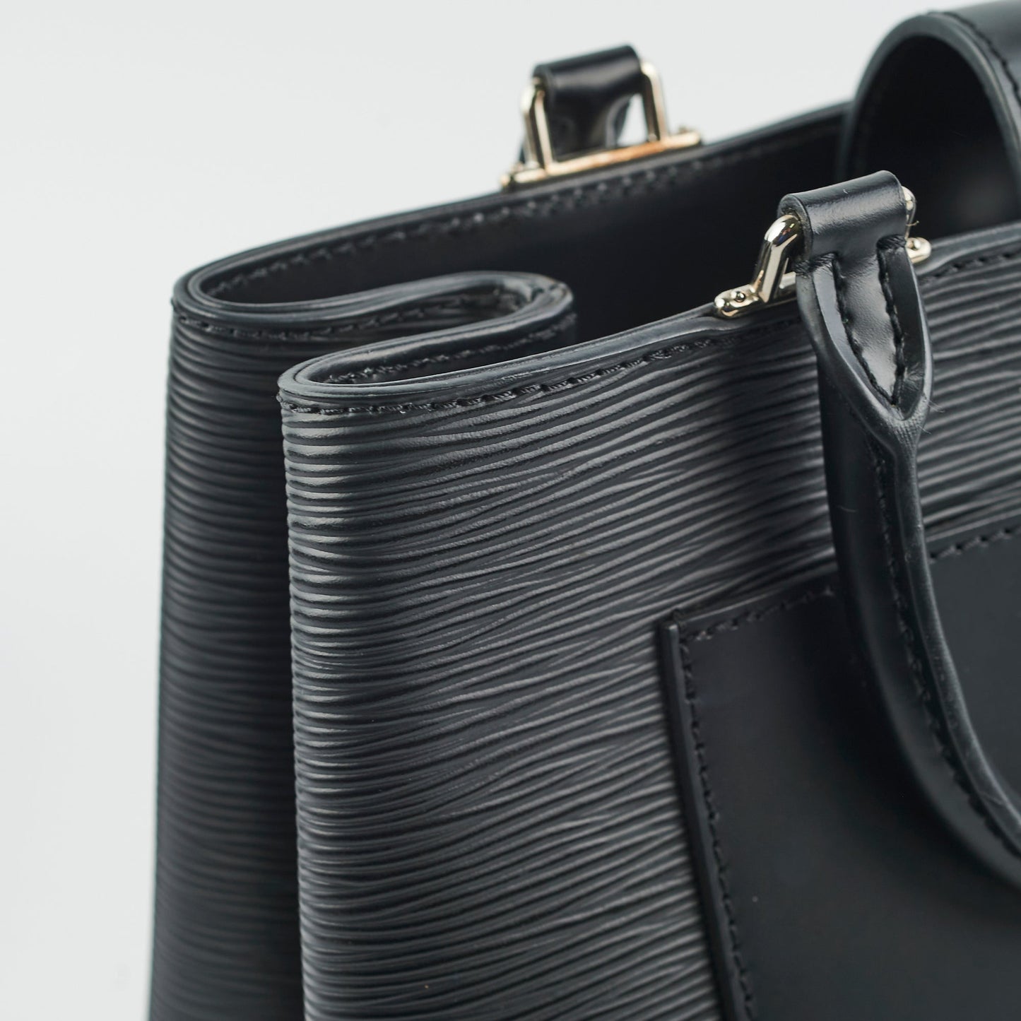 Louis Vuitton Kleber PM Epi Noir