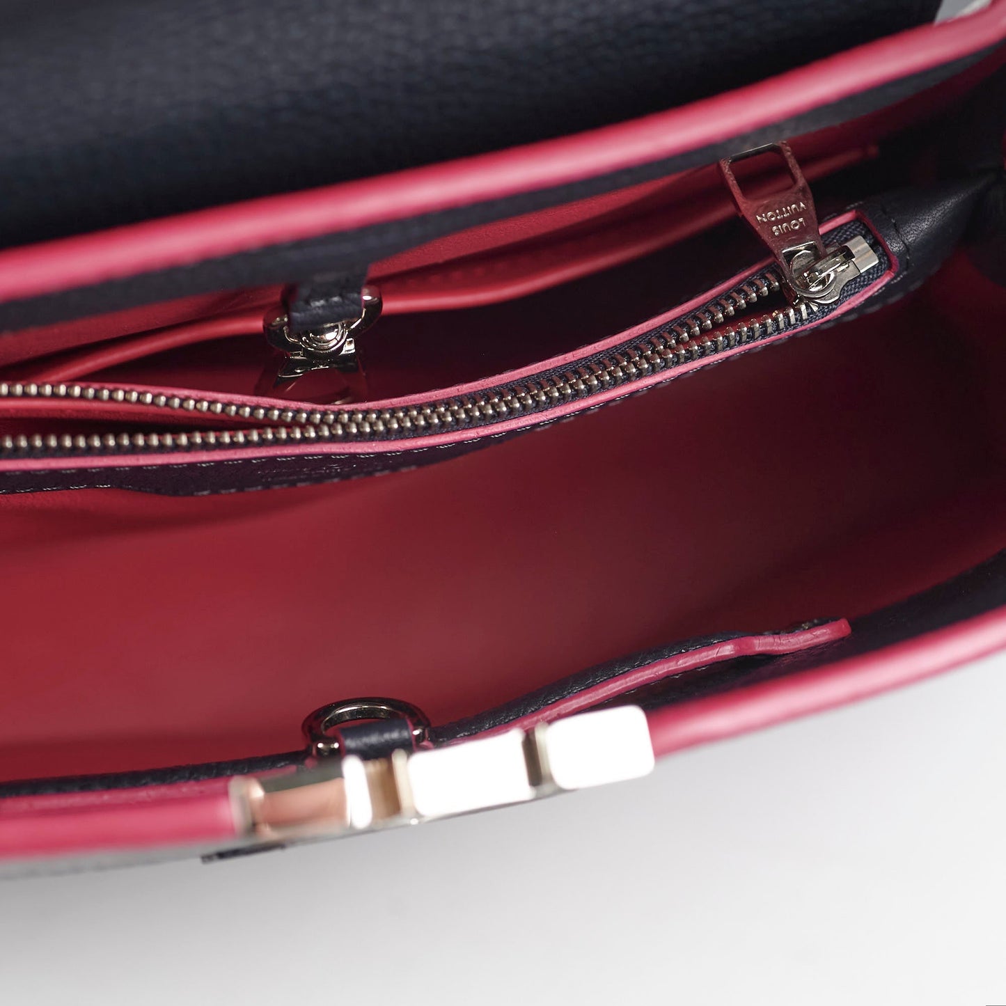 Louis Vuitton Capucines MM Navy