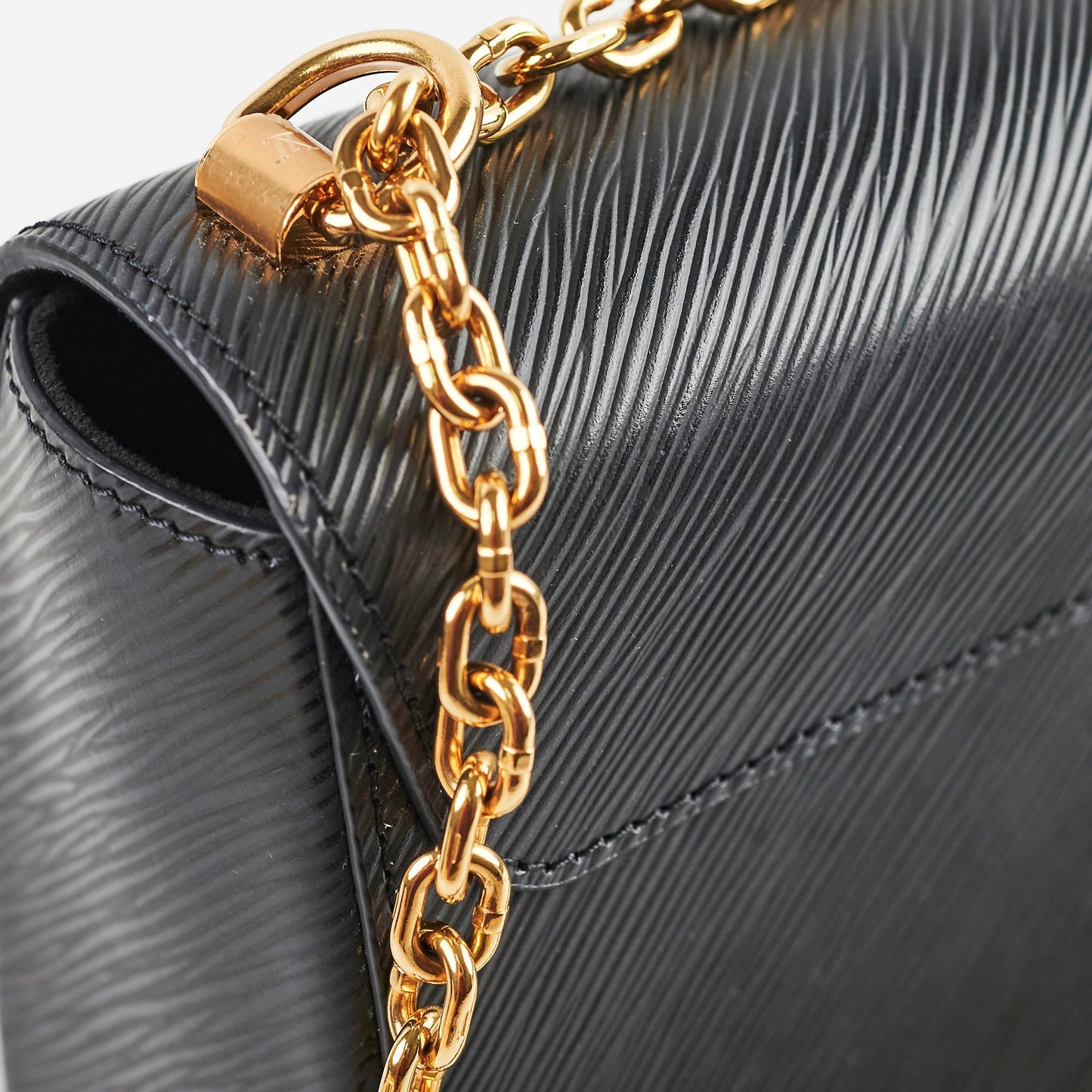 Louis Vuitton Twist MM Black