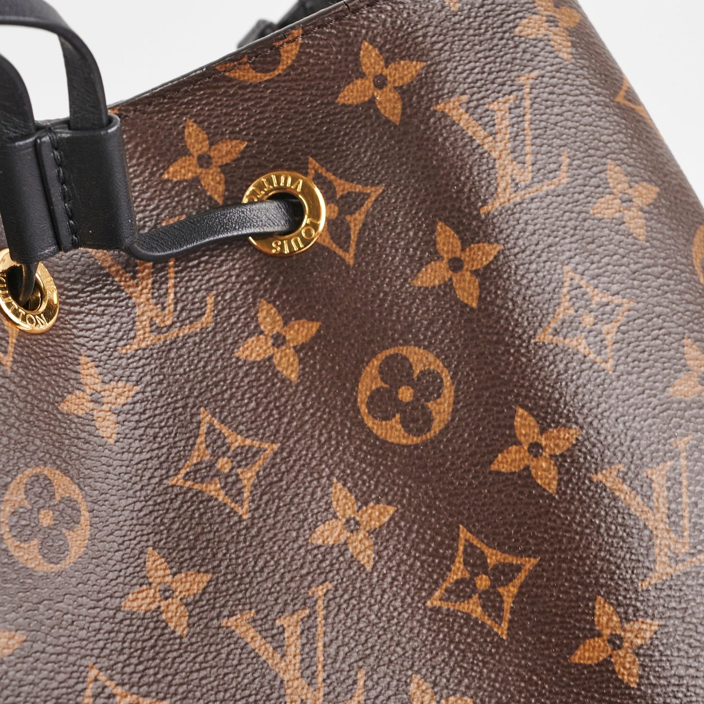 Louis Vuitton Neo Noe Monogram Black