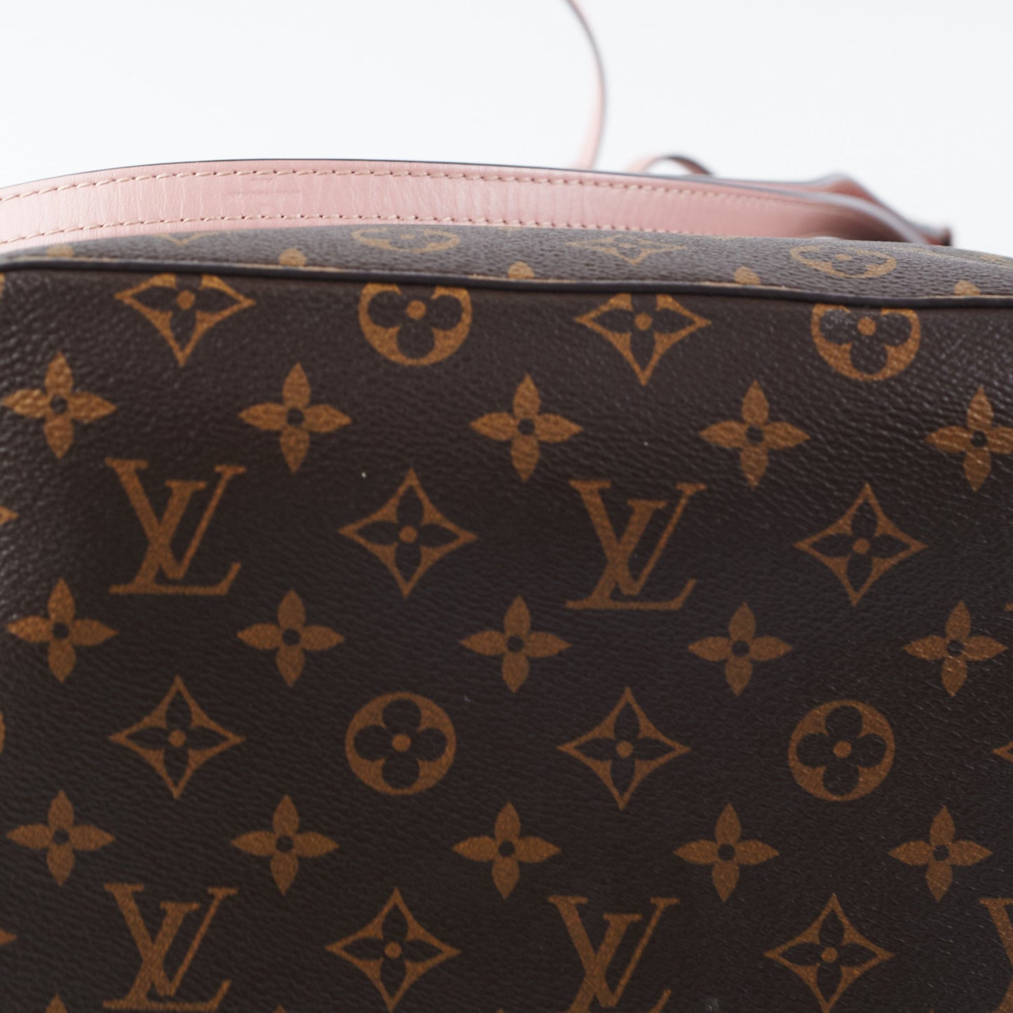 Louis Vuitton Neo Noe Monogram