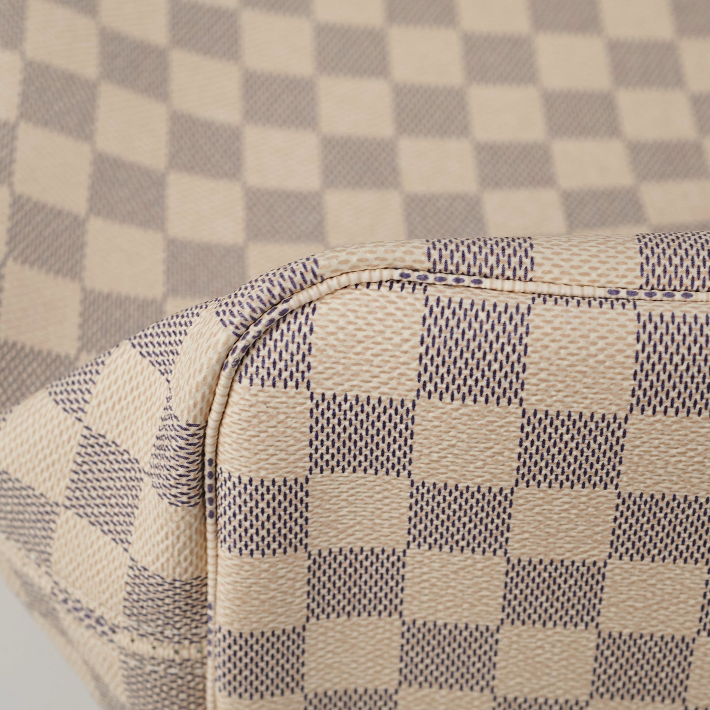 Louis Vuitton MM Neverfull Damier Azur