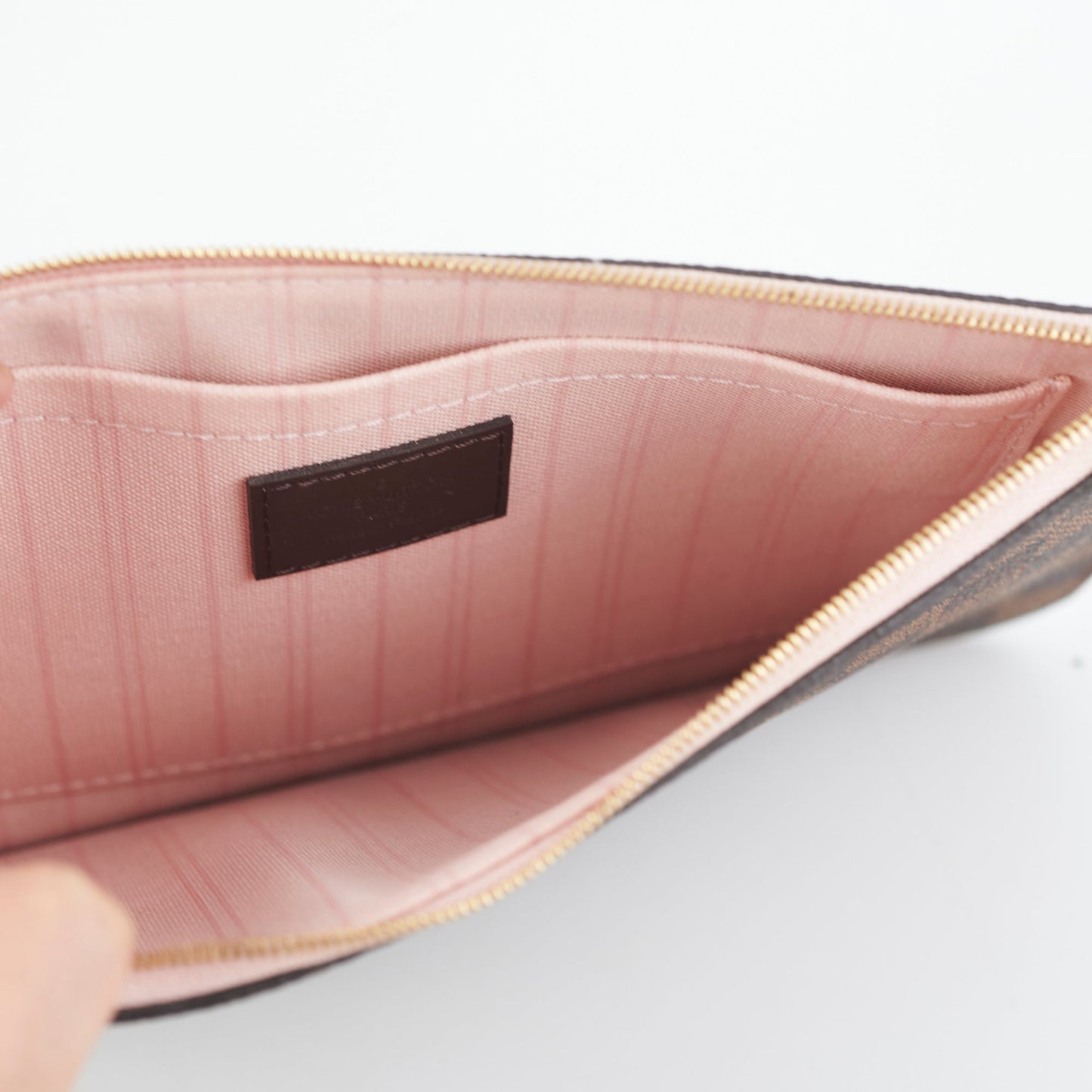 Louis Vuitton Neverfull MM Damier Ebene Pouch