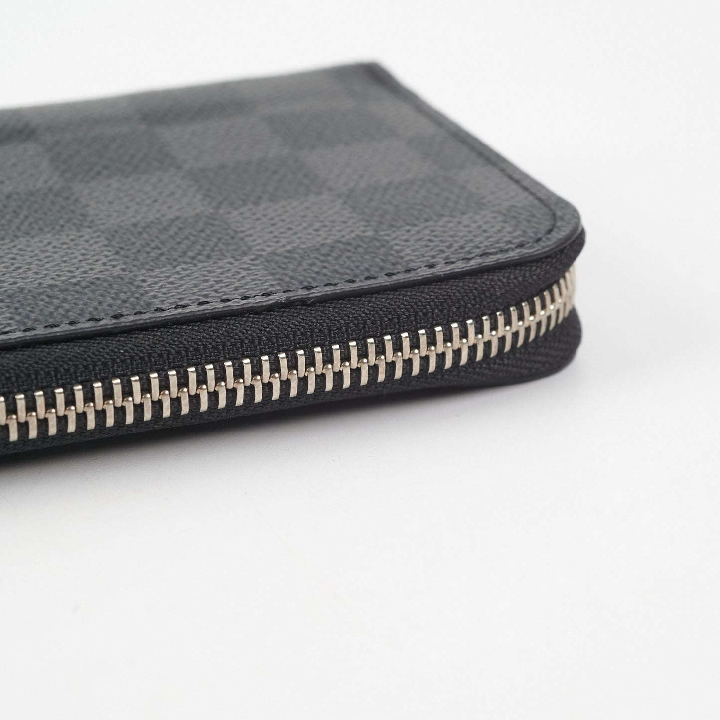 Louis Vuitton Zip Wallet Damier Graphite