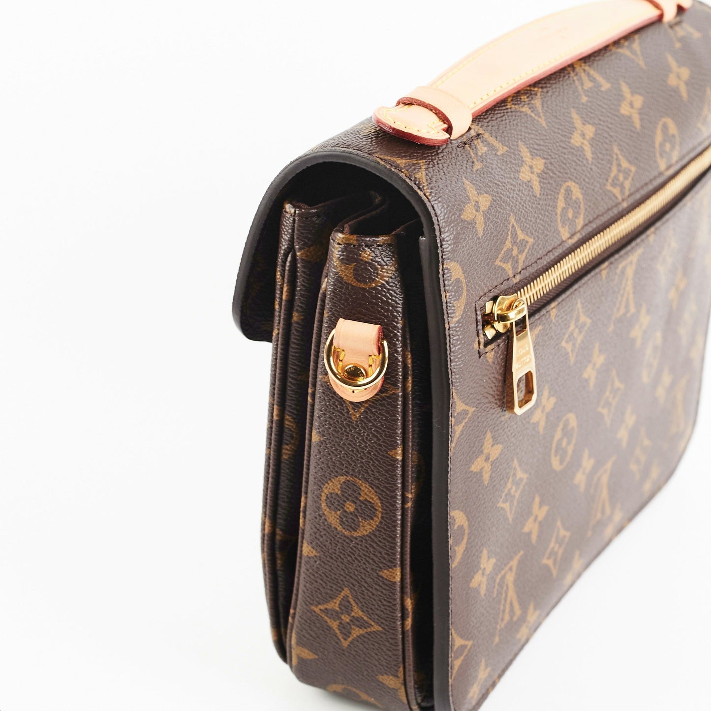 Louis Vuitton Pochette Metis