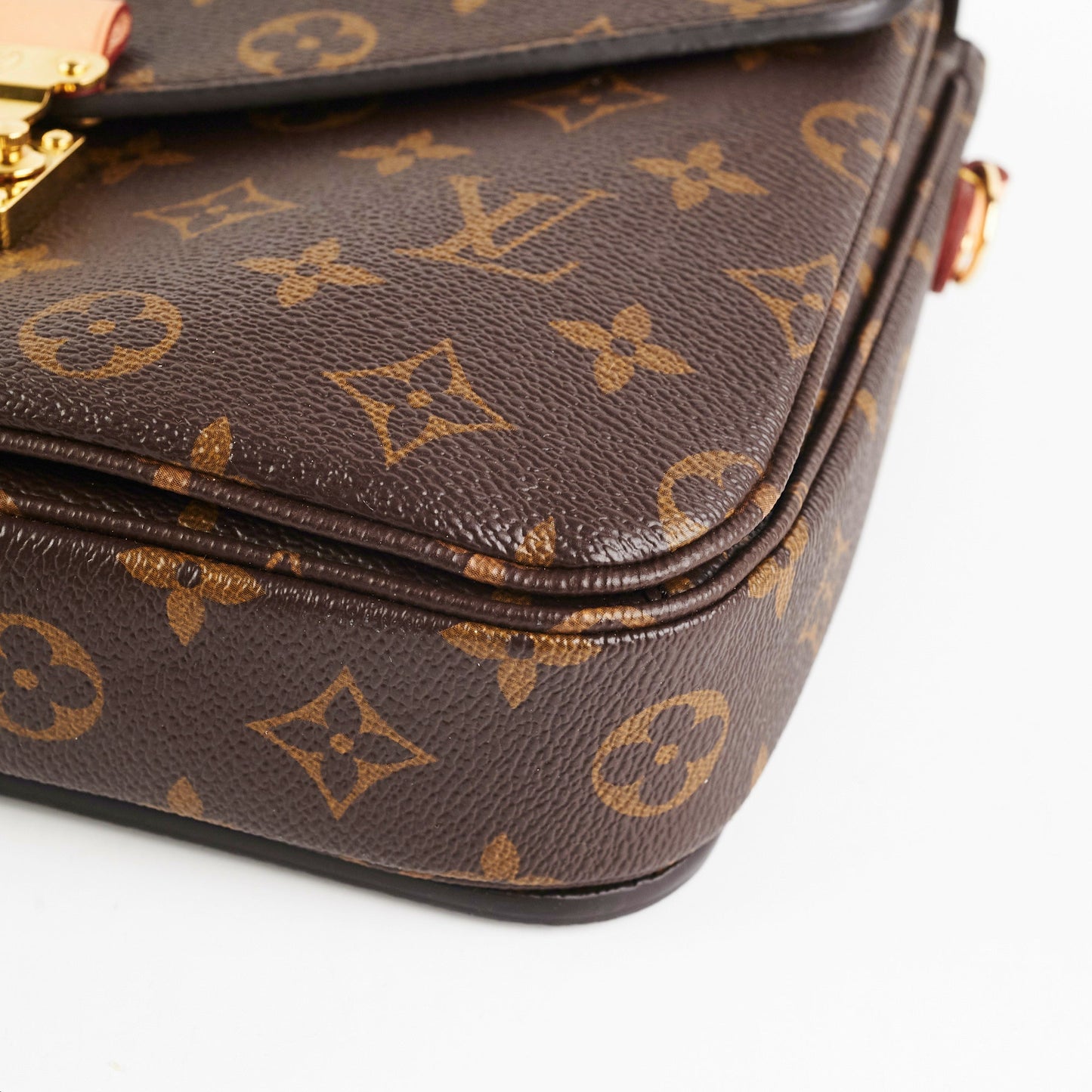 Louis Vuitton Pochette Metis