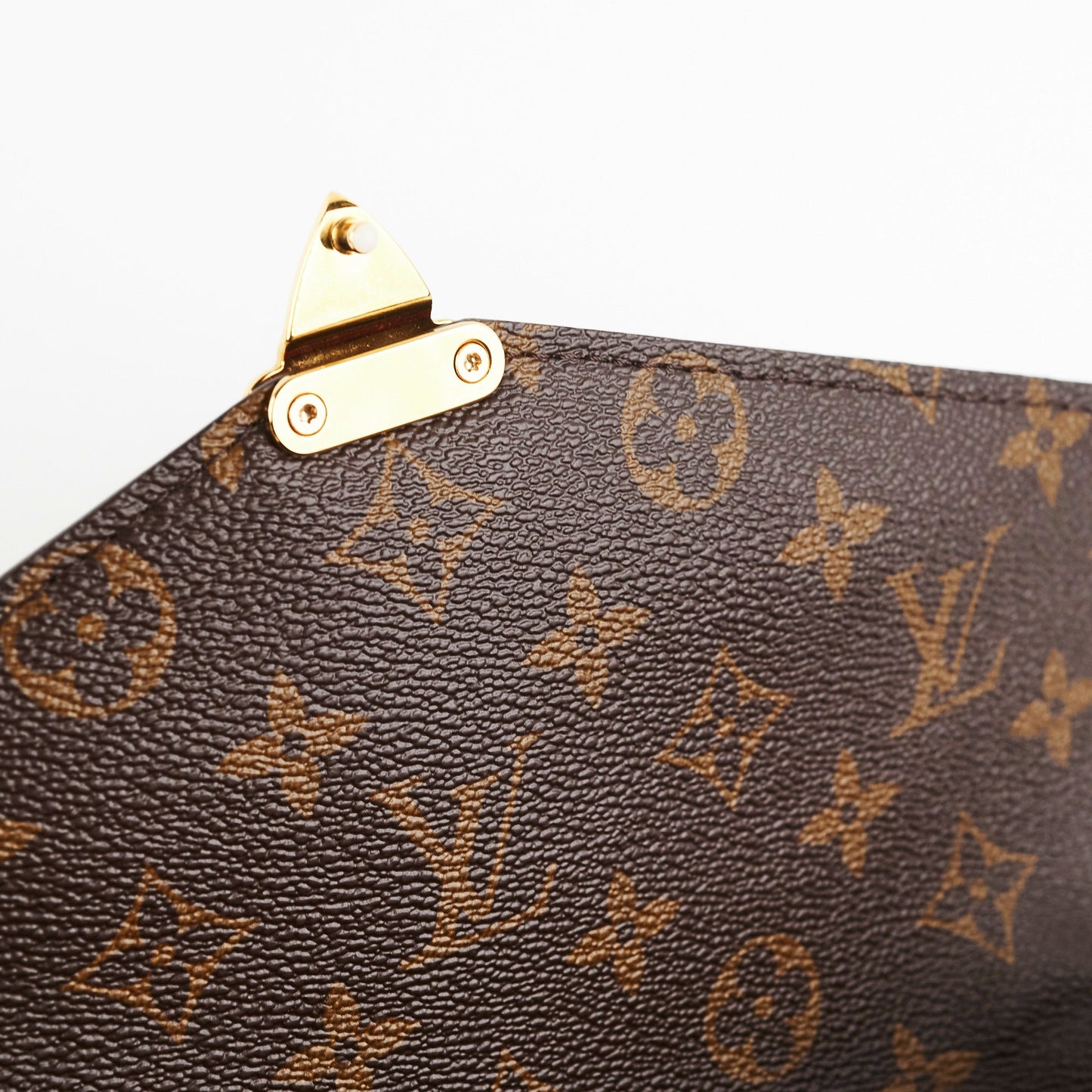 Louis Vuitton Pochette Metis