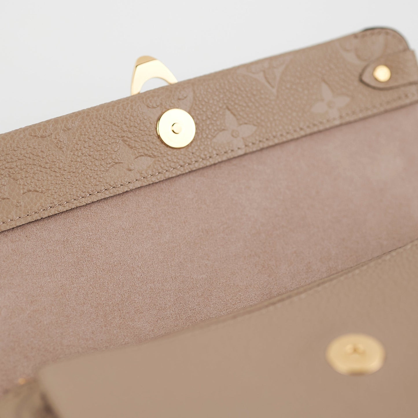 Louis Vuitton Vavin Wallet on Chain WOC Beige
