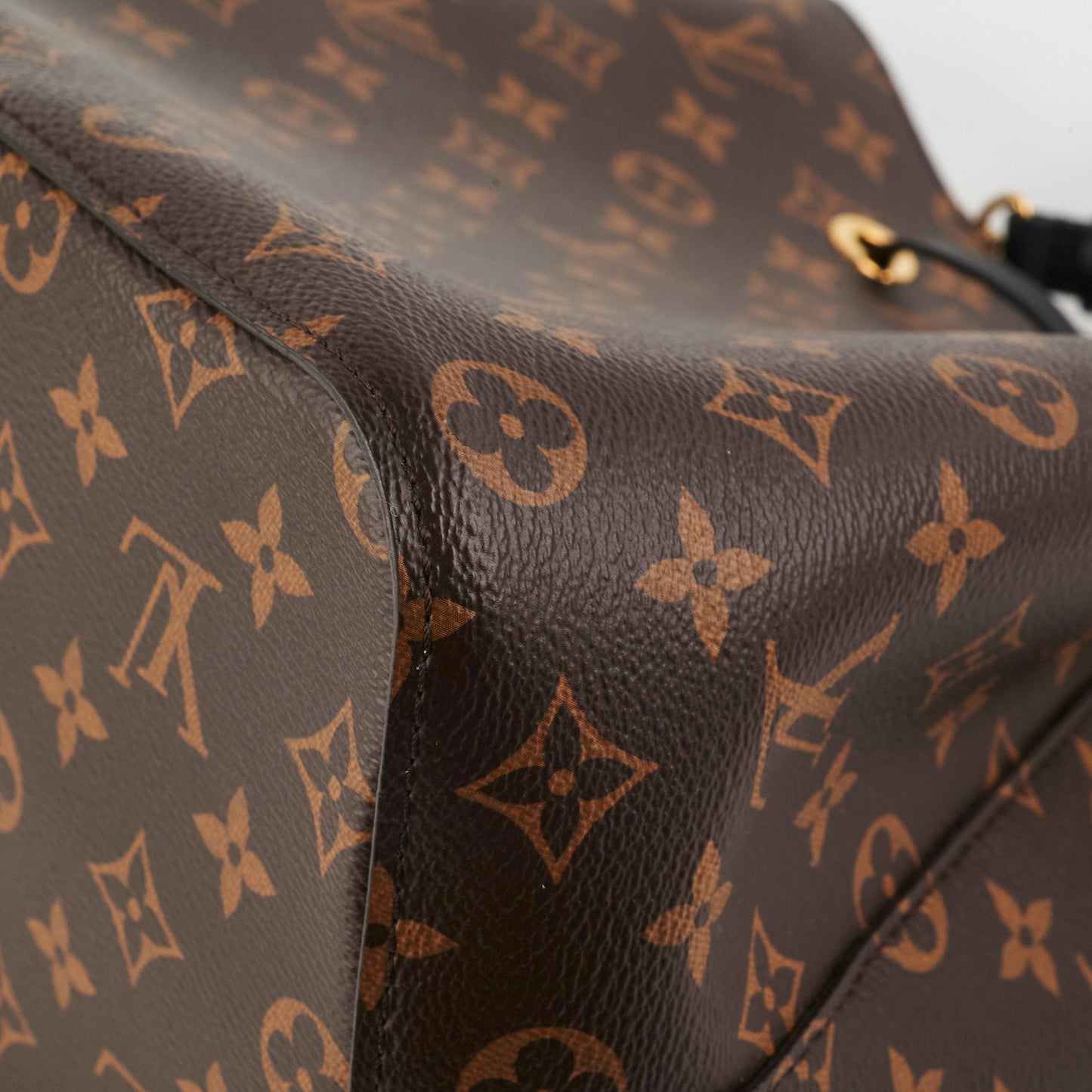 Louis Vuitton Neo Noe Monogram Black