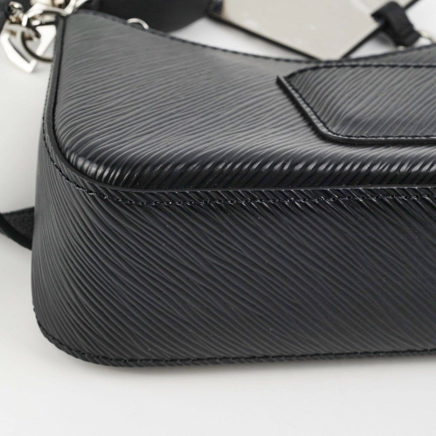 Louis Vuitton Marellini Black