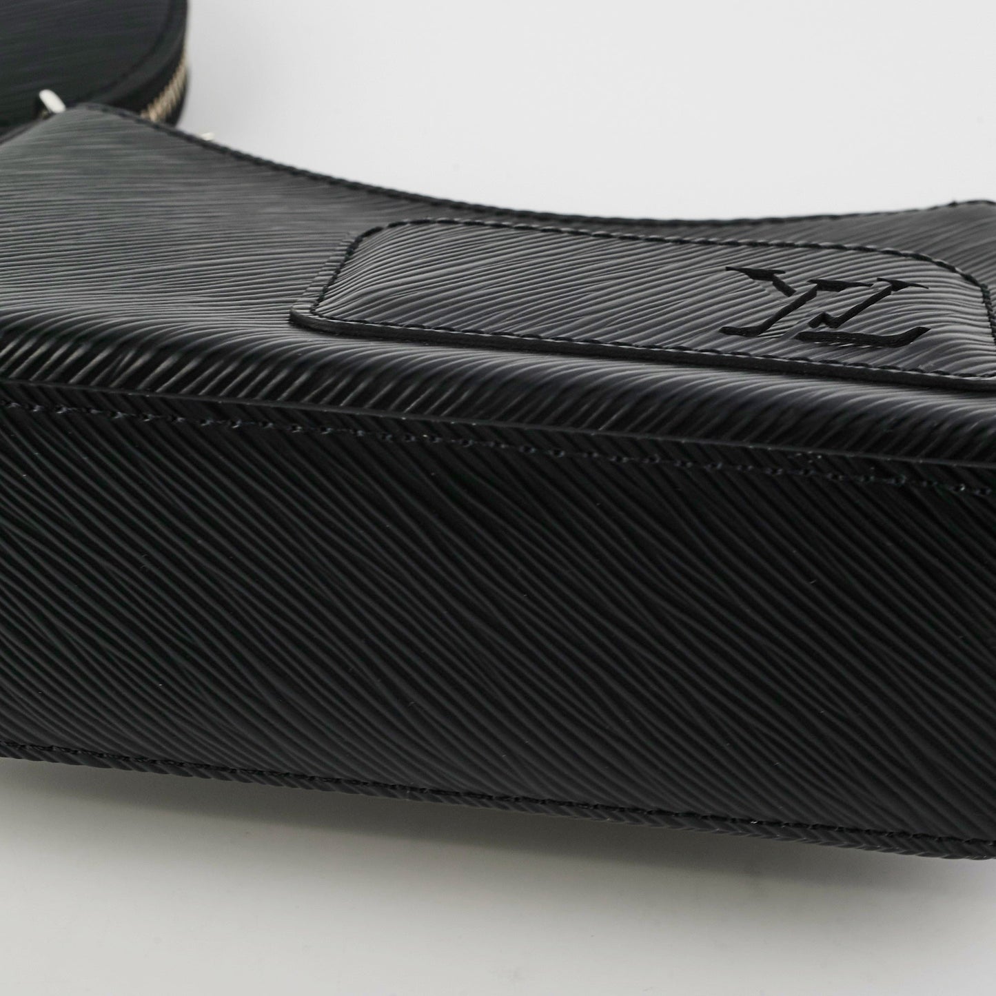Louis Vuitton Marellini Black