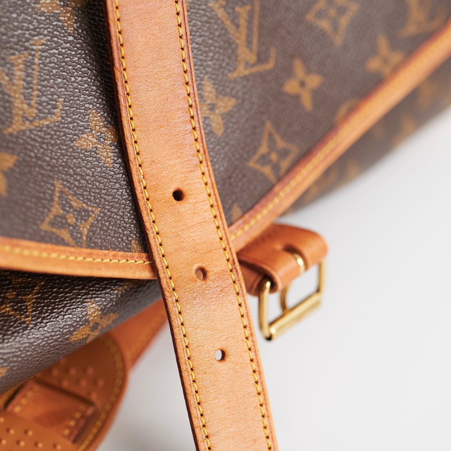 Louis Vuitton Saumur 35 Monogram